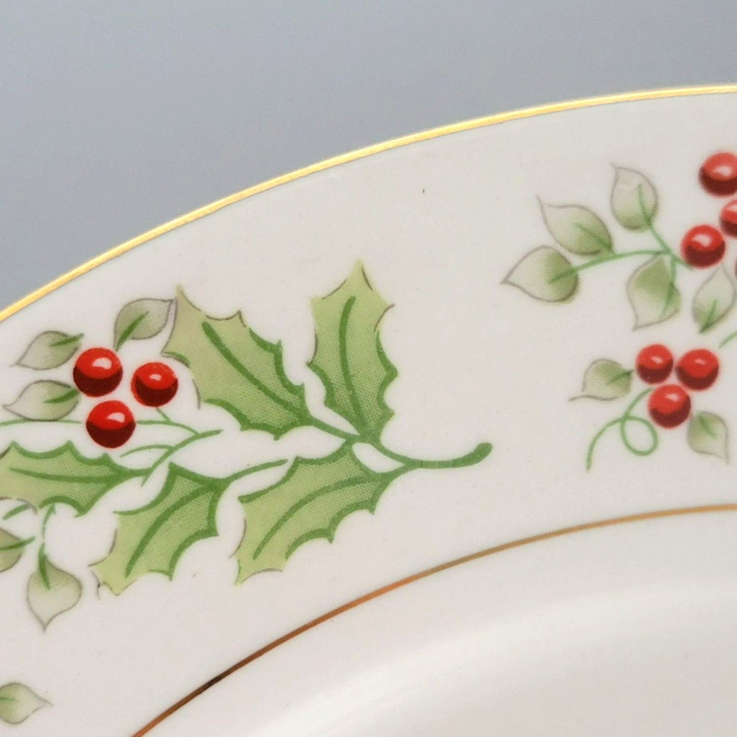 Gibson "Christmas Harmony" Dinner Plate, Set of 2