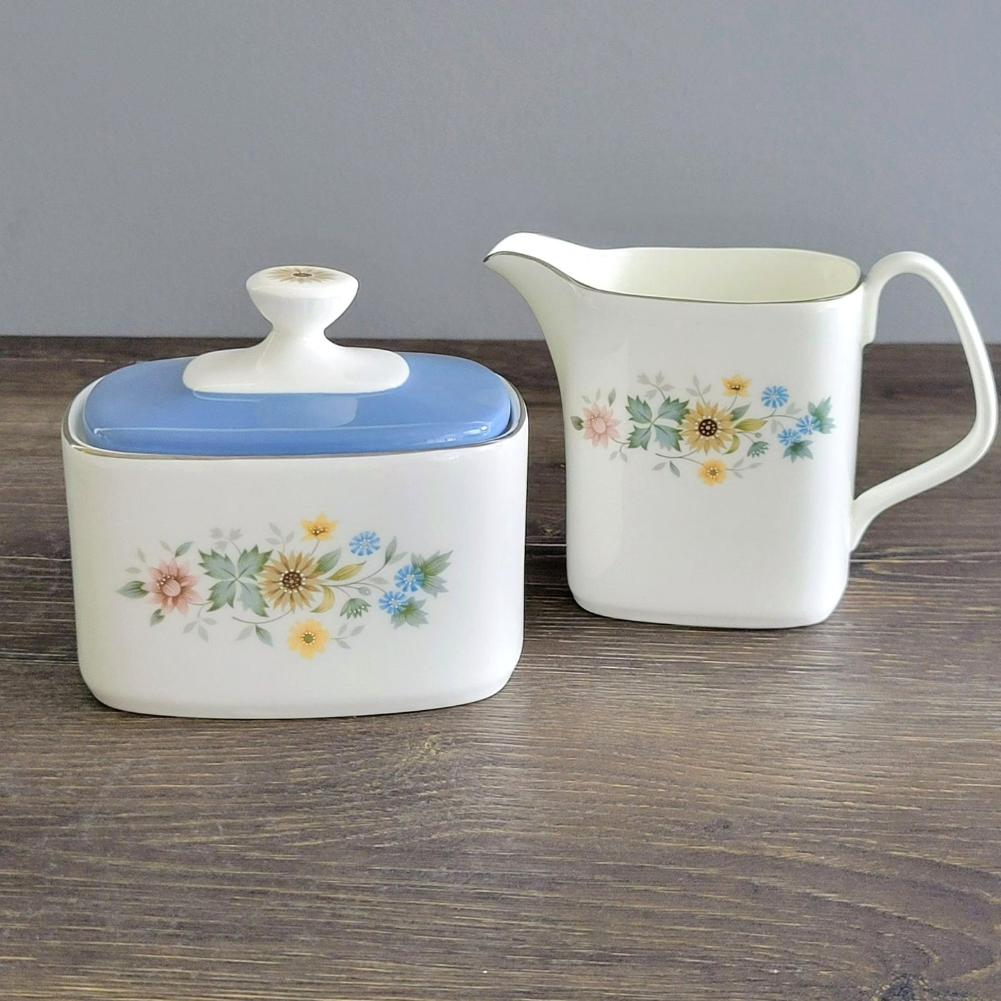Royal Doulton Pastorale Creamer & Sugar Bowl Set, c.1970-90 England