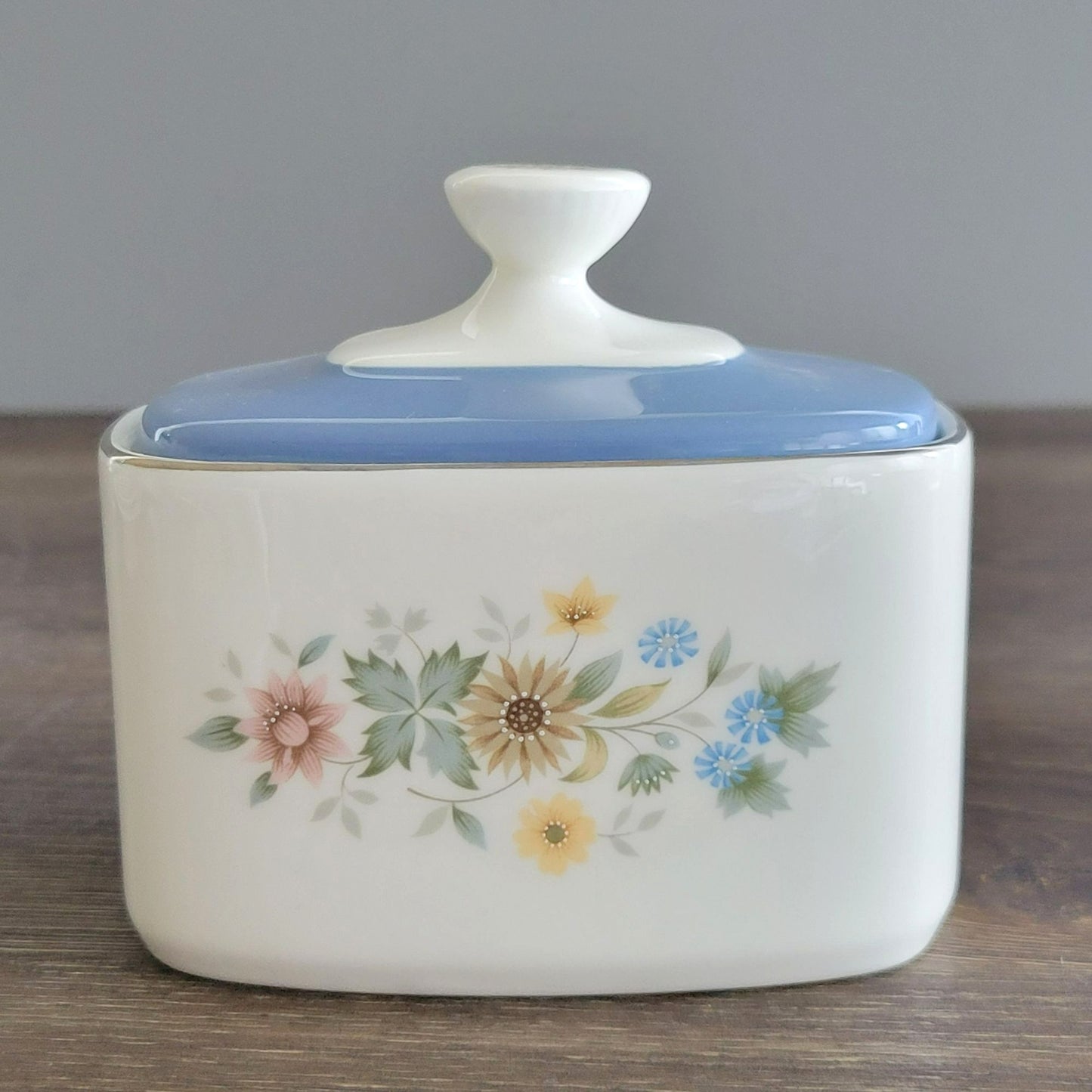 Royal Doulton Pastorale Creamer & Sugar Bowl Set, c.1970-90 England