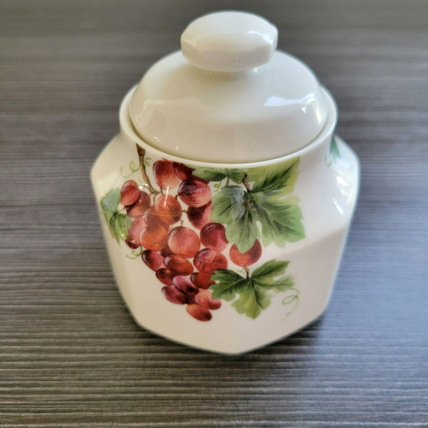 Royal Doulton Grape Creamer & Sugar Bowl, Vintage c.1990s England, Grape & Apple Design