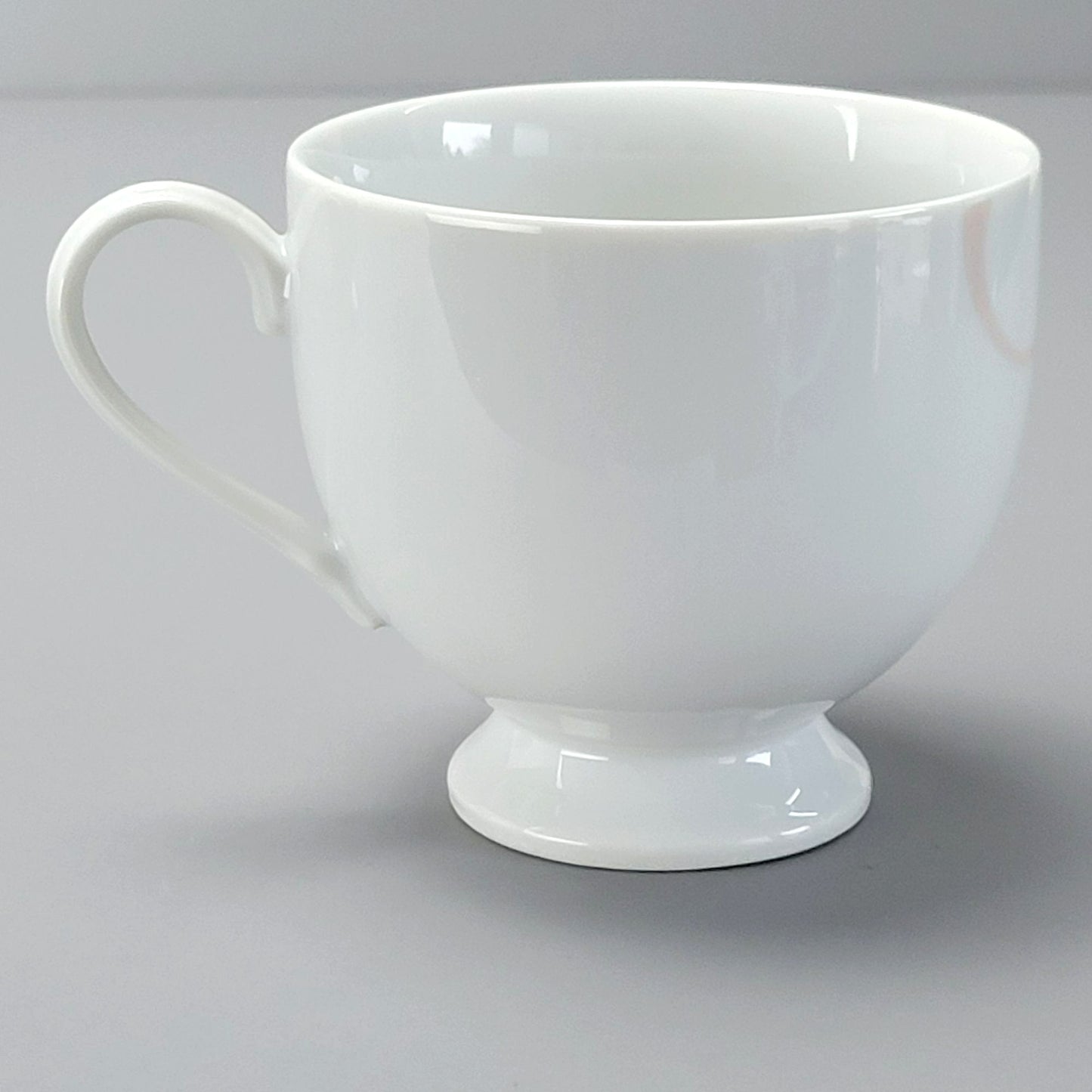 Retro Mikasa Classic Flair Peach Footed Cup Set of 2, Calla Lily Pattern on Footed Teacup, Made in Japan