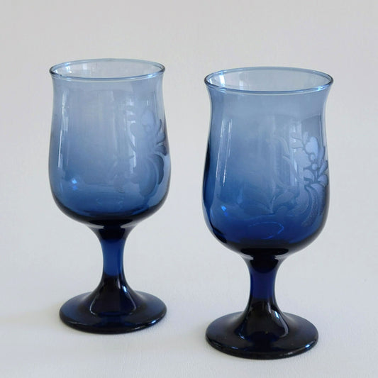 Pfaltzgraff Folk Art Blue Wine Glasses, Set of 2, USA Made