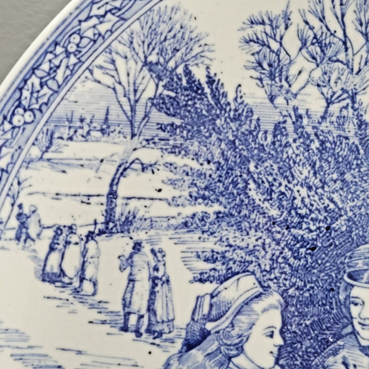 Spode Blue Room Victorian Annual Christmas Plate 1995, Made in England