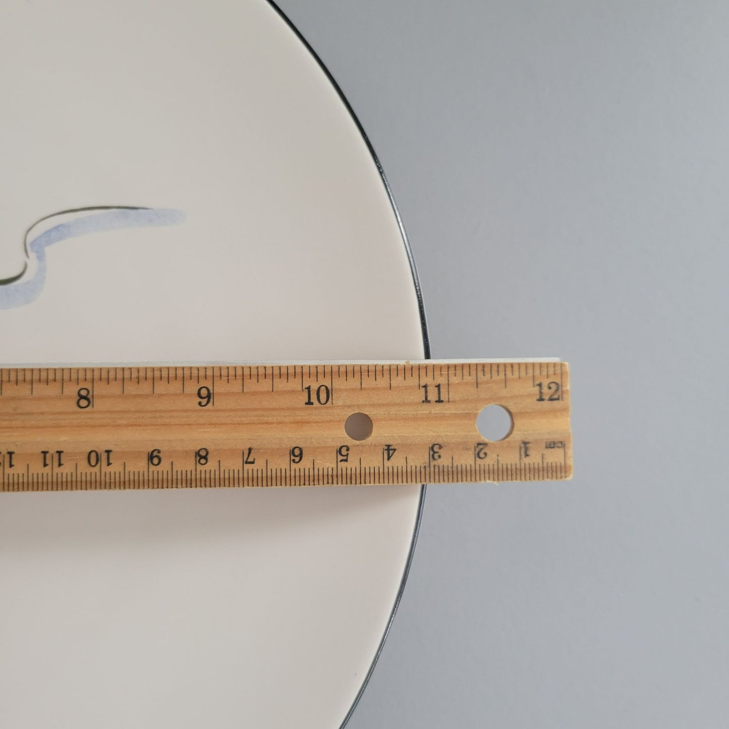 Pfaltzgraff Penguin Skate Dinner Plate, c.2006-10