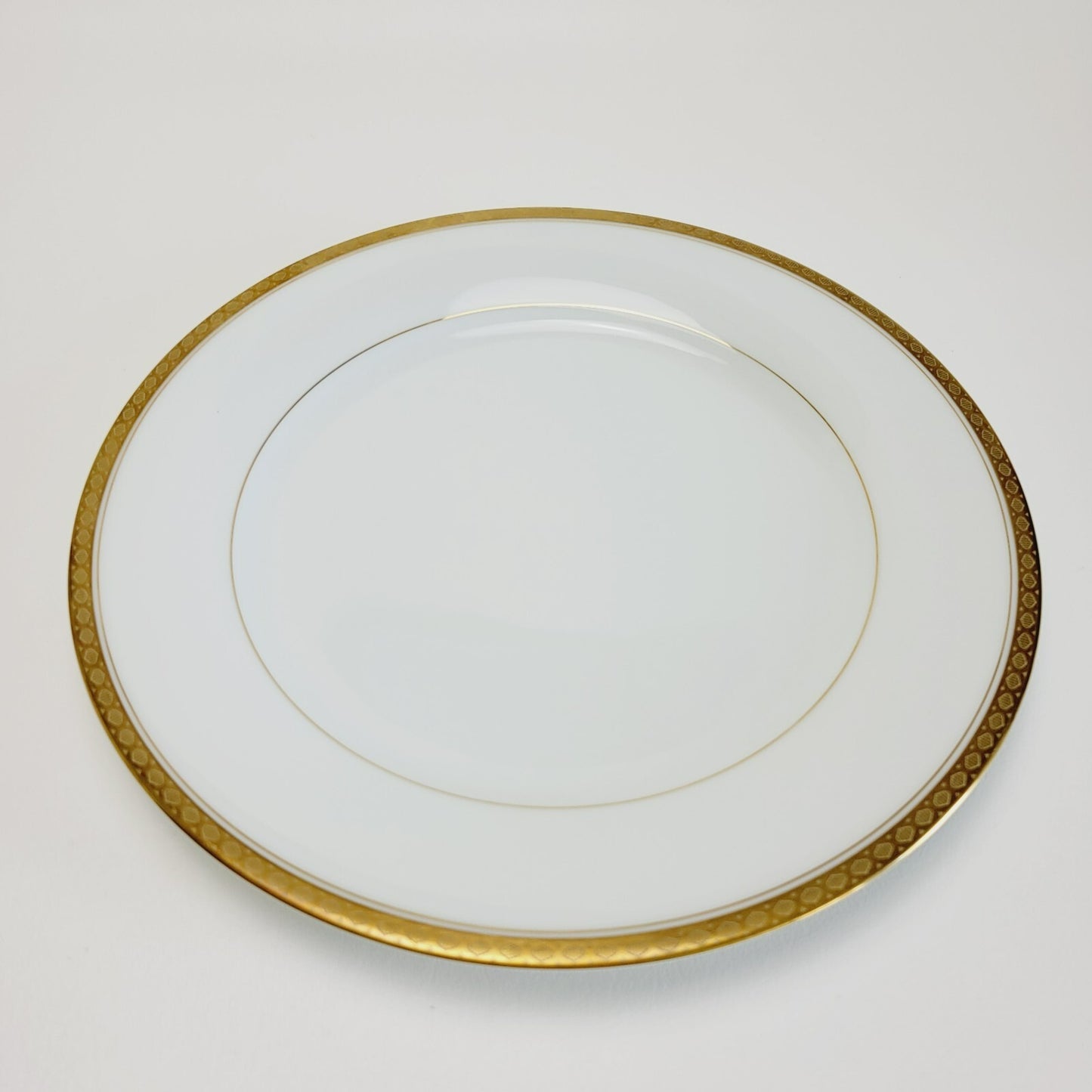 Noritake Richmond Dinner Plate Set of 2, Made in Japan