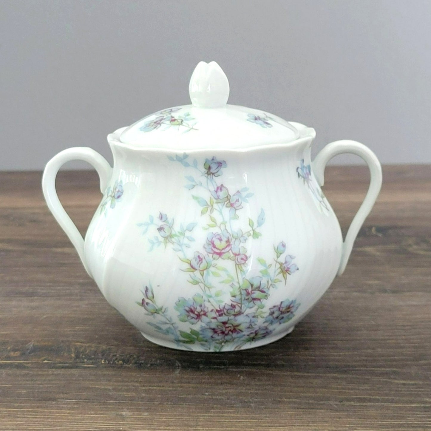 Bernardaud Limoges Gabrielle Sugar Bowl & Lid, Made in France