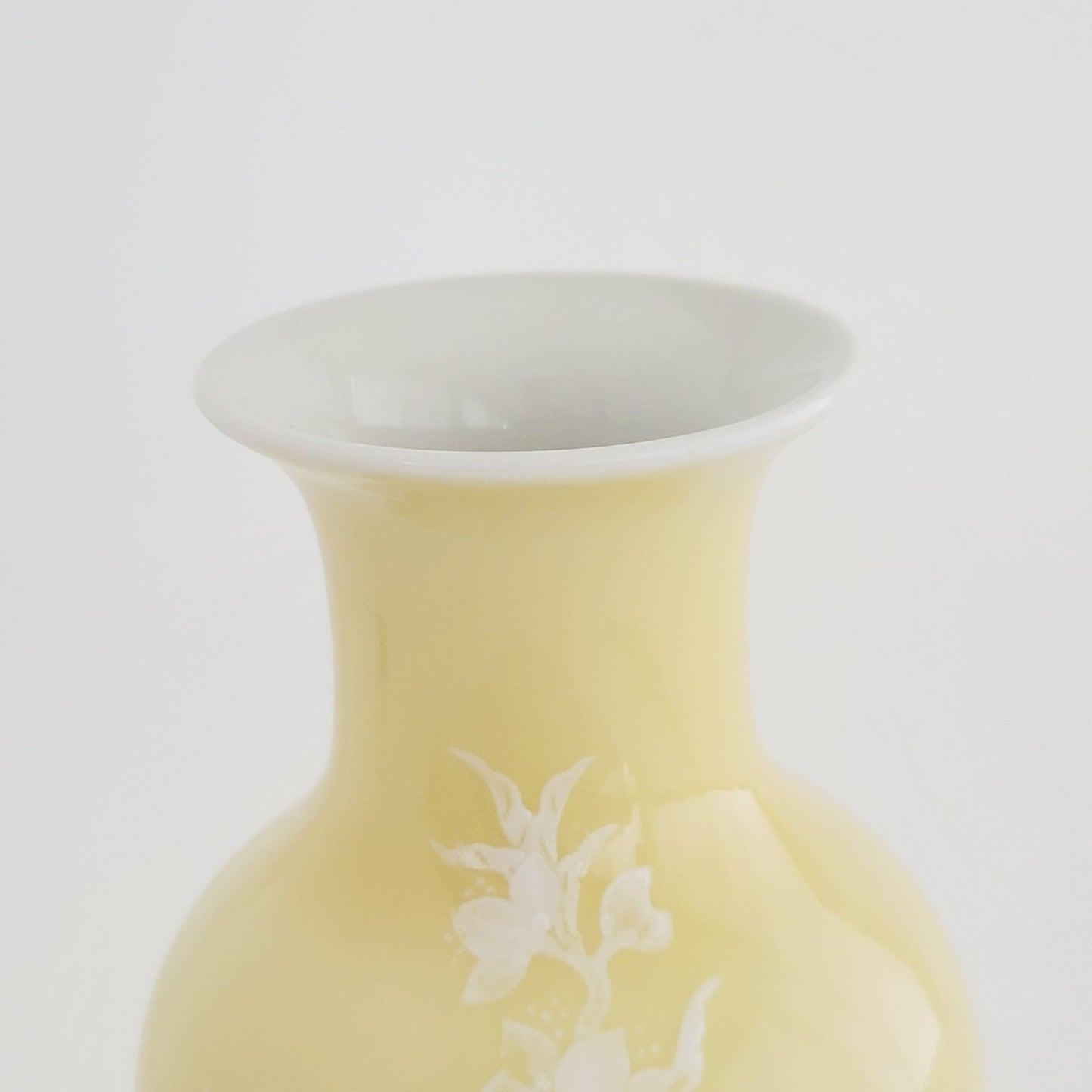 Chinese Yellow Cherry Blossom 6.5" Bud Vase White Floral Pate-Sur-Pate Paste, Jingdezhen Zhi c.1950-70
