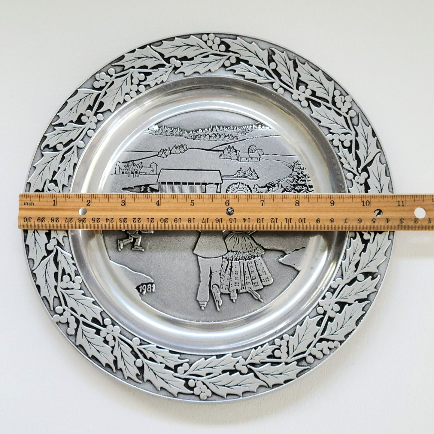 Wilton Ice Skating and Holly Pewter 1981 Annual Plate