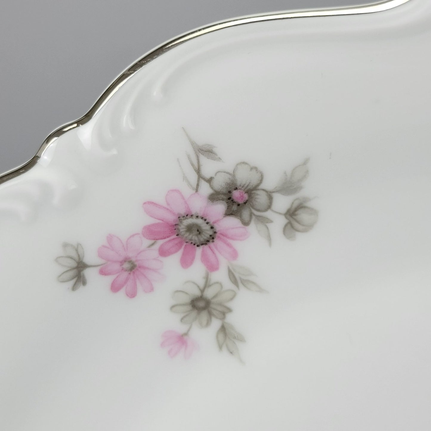 Tirschenreuth Picardy Dinner Plate, c.1969 Bavaria Germany