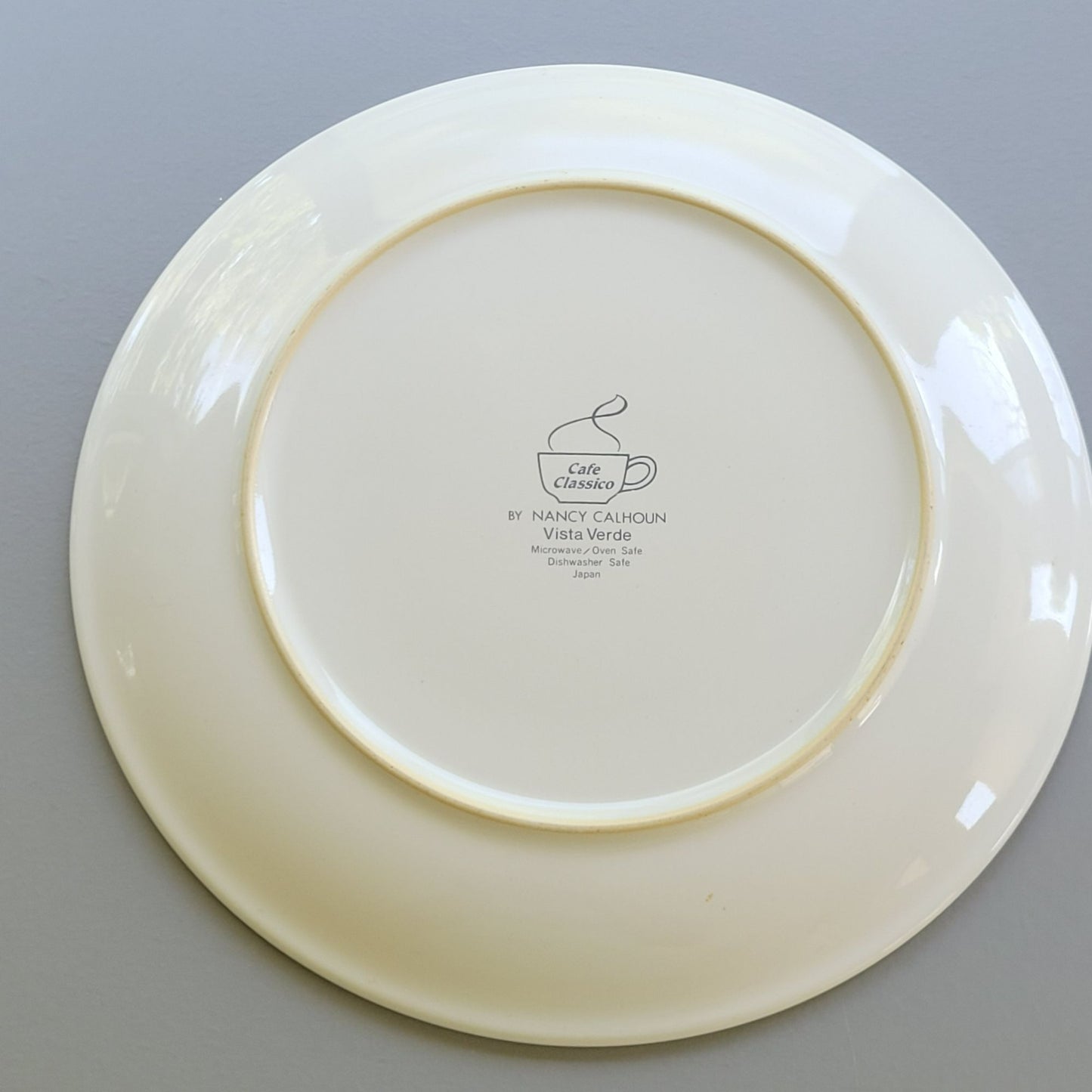 Vista Verde Dinner Plate, Café Classico by Nancy Calhoun