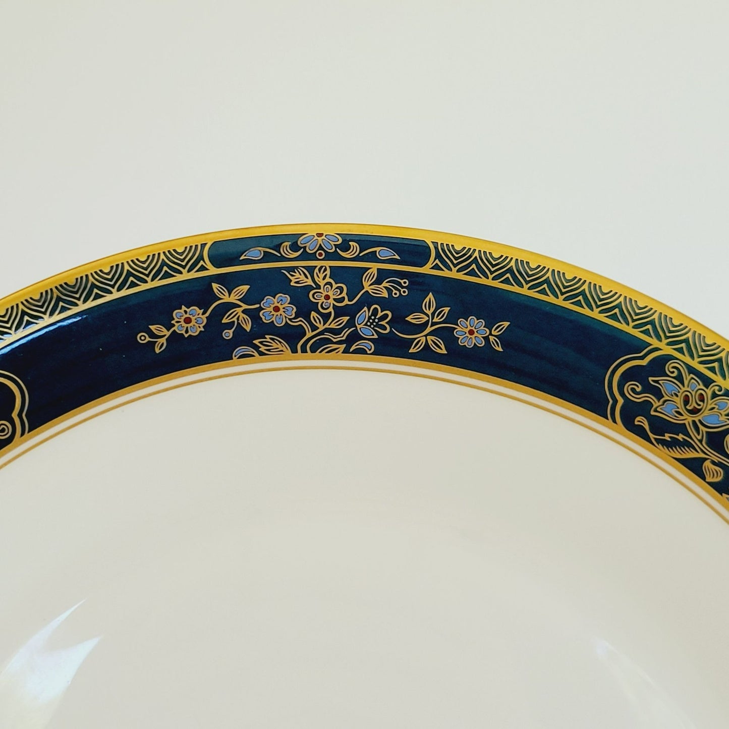 Royal Doulton Carlyle Dinner Plate, Made in England