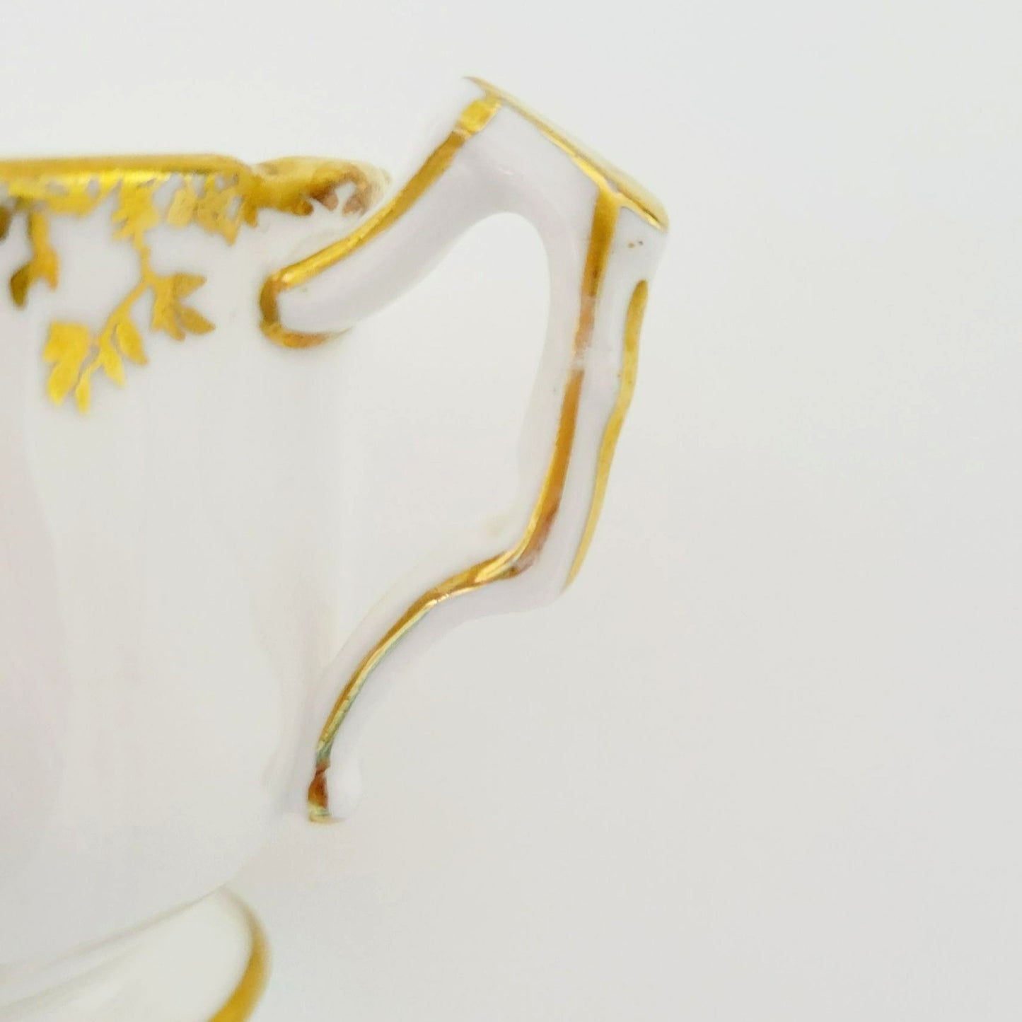 Aynsley Floral Gold Ivy Teacup, Pink & White Floral Design Inside, Gold Ivy Edge, English Bone China