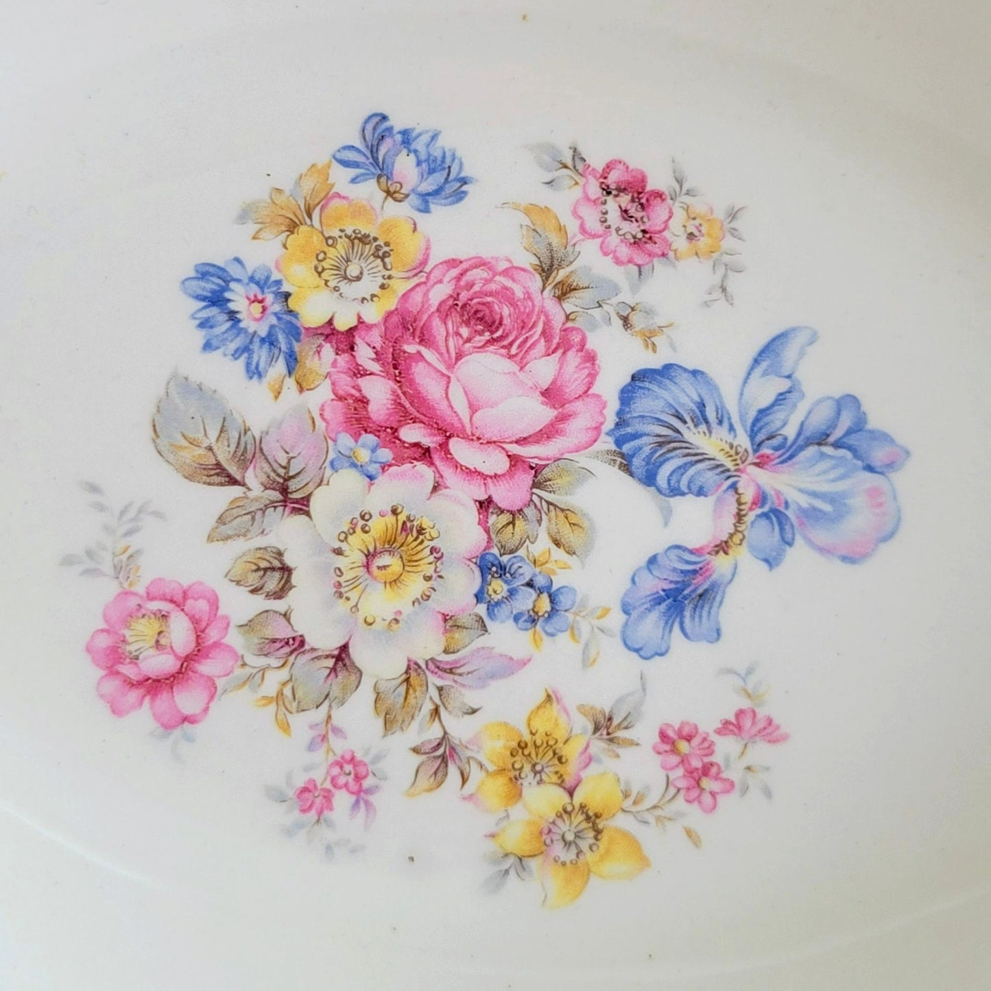Edwin Knowles Priscilla 9" Oval Serving Bowl, c.1940s USA