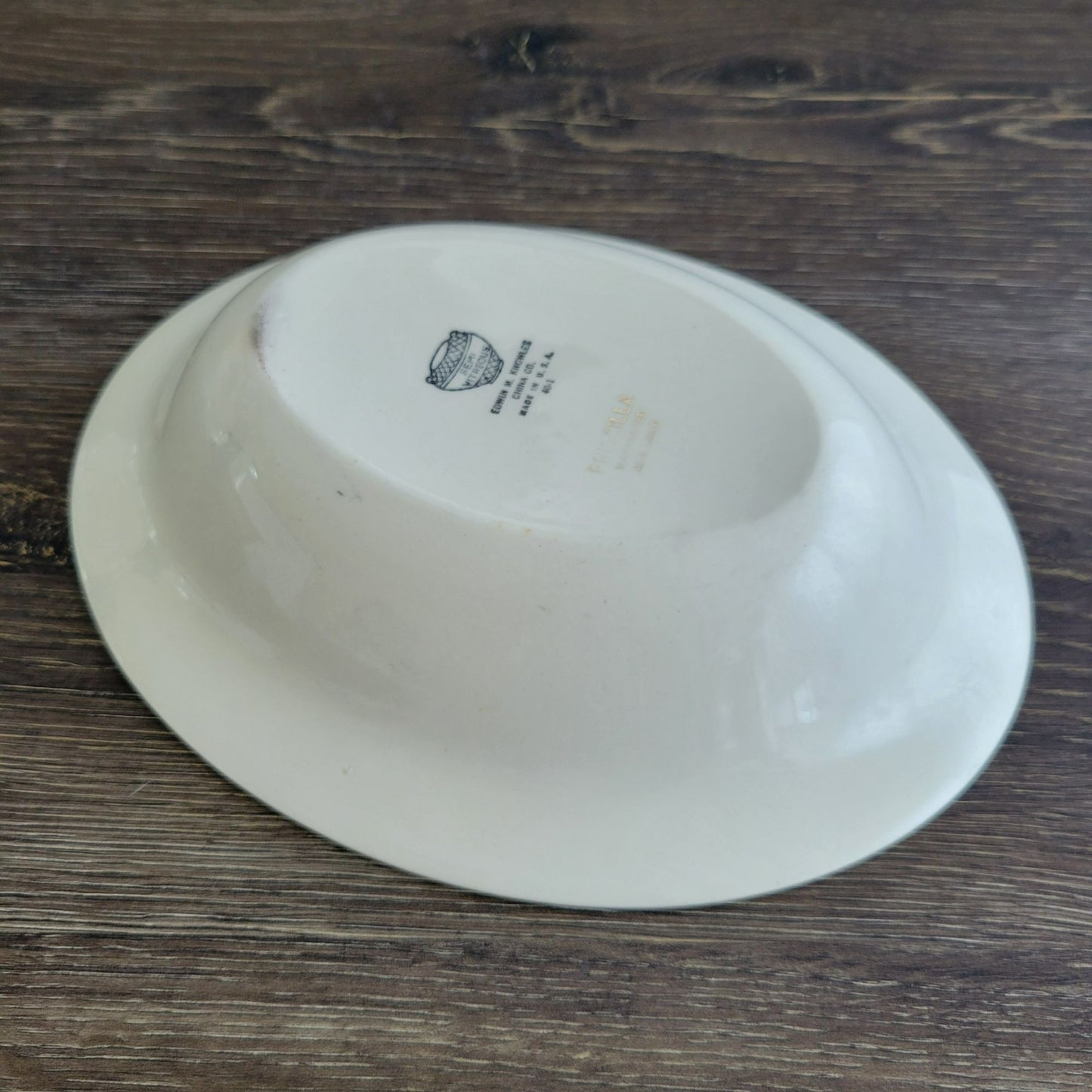 Edwin Knowles Priscilla 9" Oval Serving Bowl, c.1940s USA