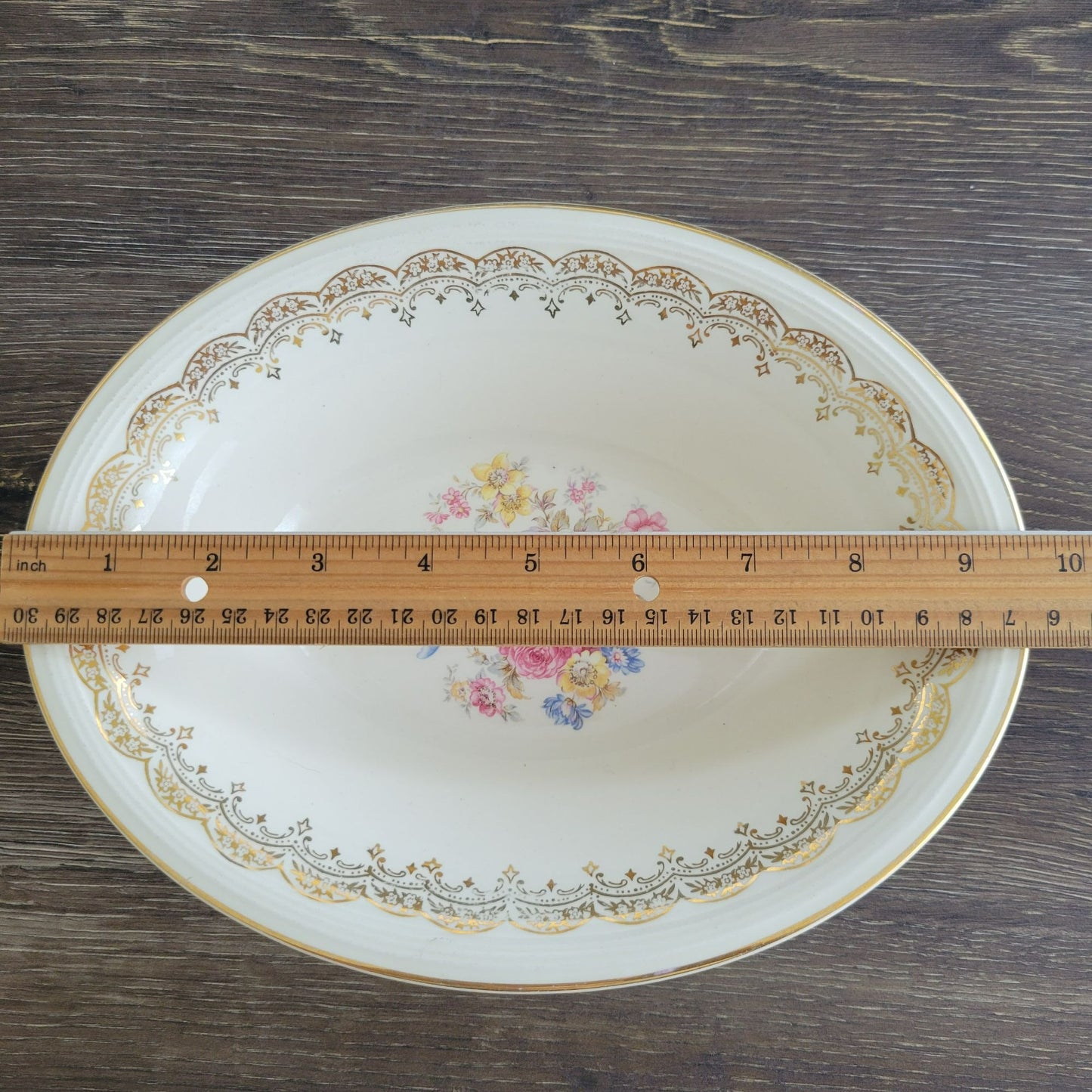 Edwin Knowles Priscilla 9" Oval Serving Bowl, c.1940s USA