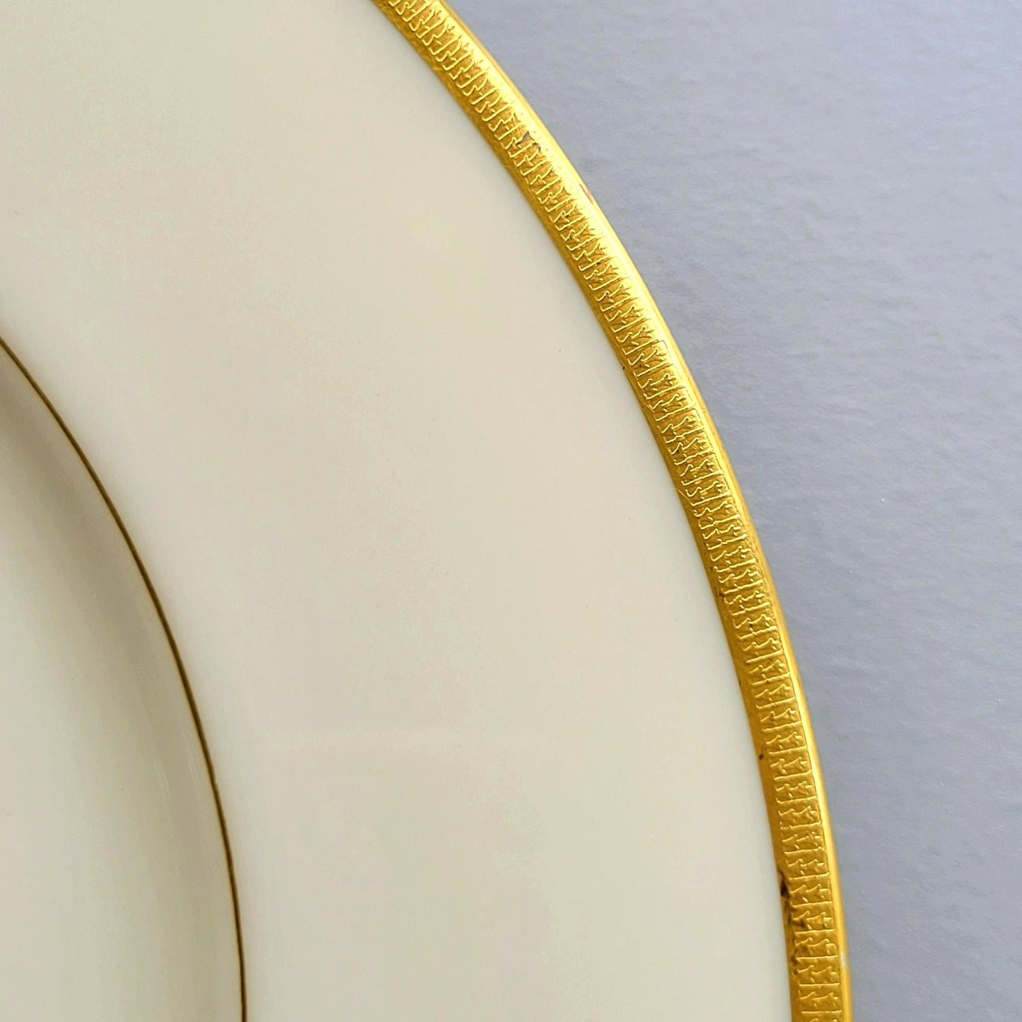Lenox Tuxedo Dinner Plate, Presidential Collection, USA Made
