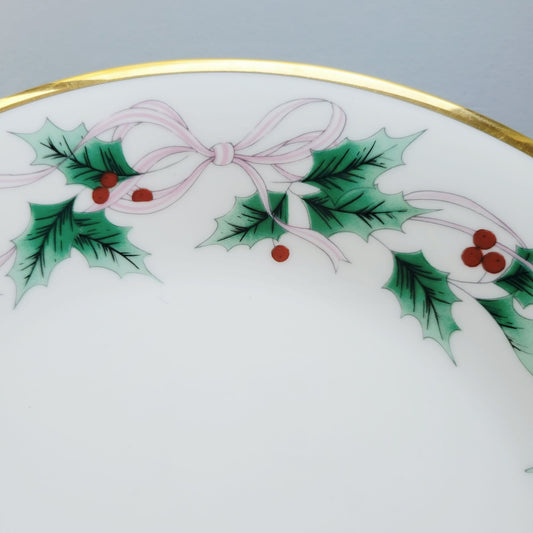 Mikasa Ribbon Holly Dinner Plate, Japan Made