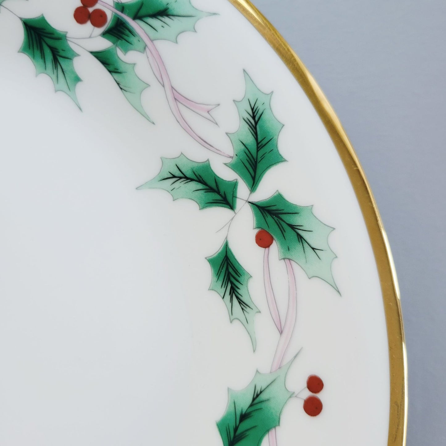 Mikasa Ribbon Holly Dinner Plate, Japan Made