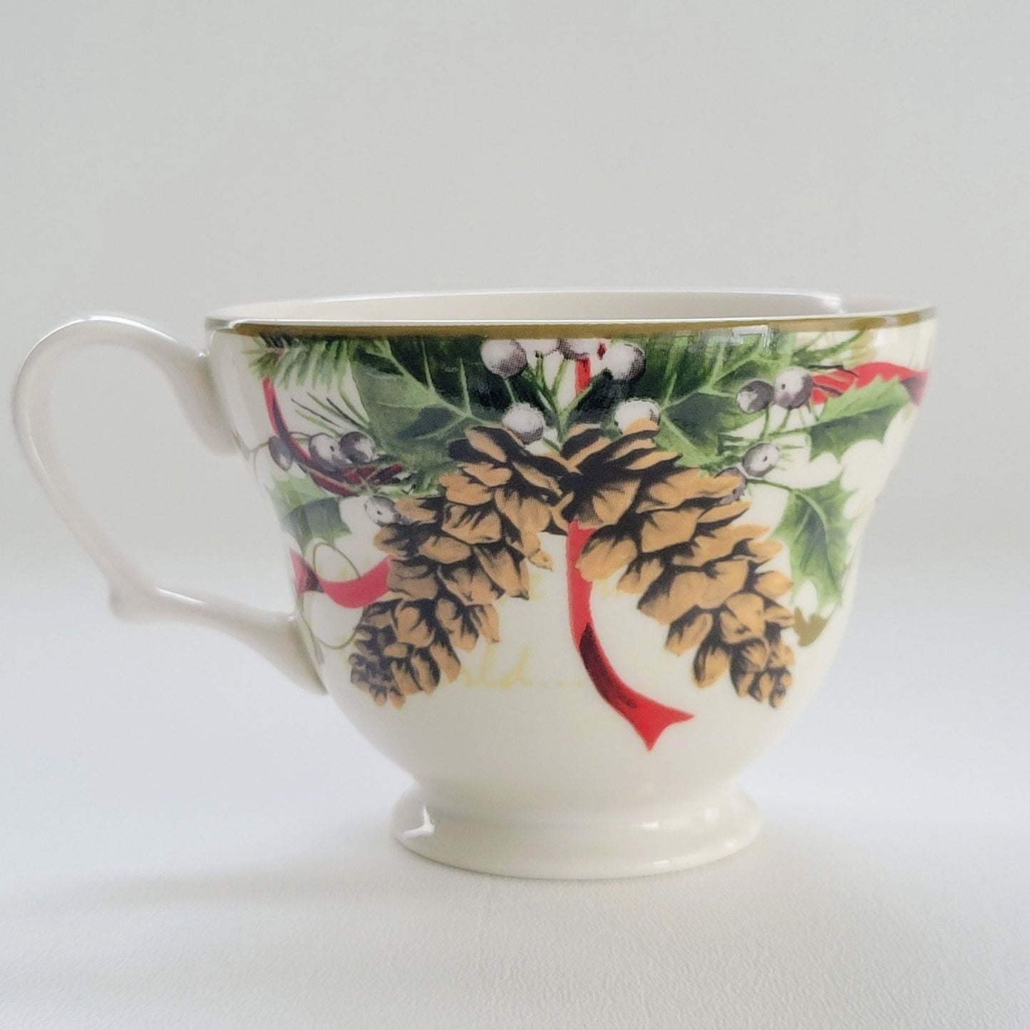 222 Fifth Holiday Wishes & Poinsettia Holly Cup & Saucer, 2 Sets