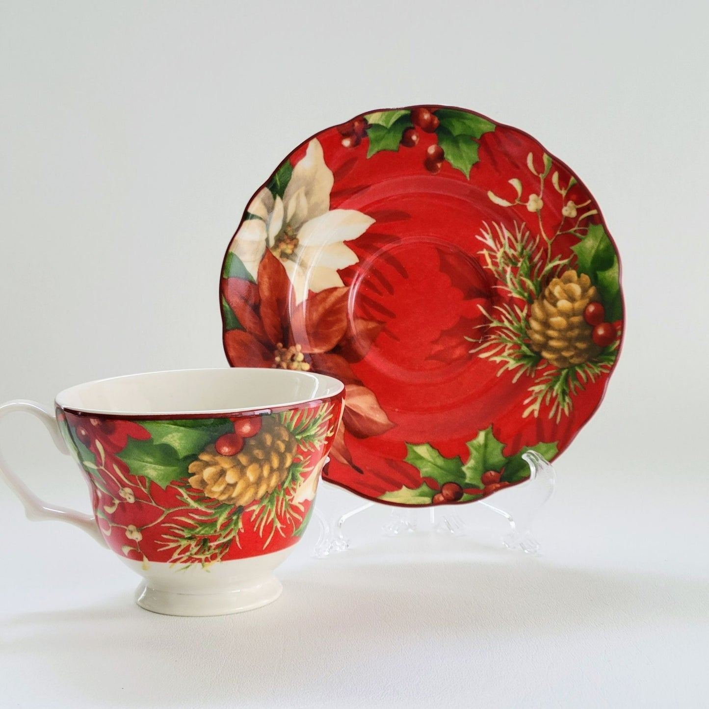 222 Fifth Holiday Wishes & Poinsettia Holly Cup & Saucer, 2 Sets