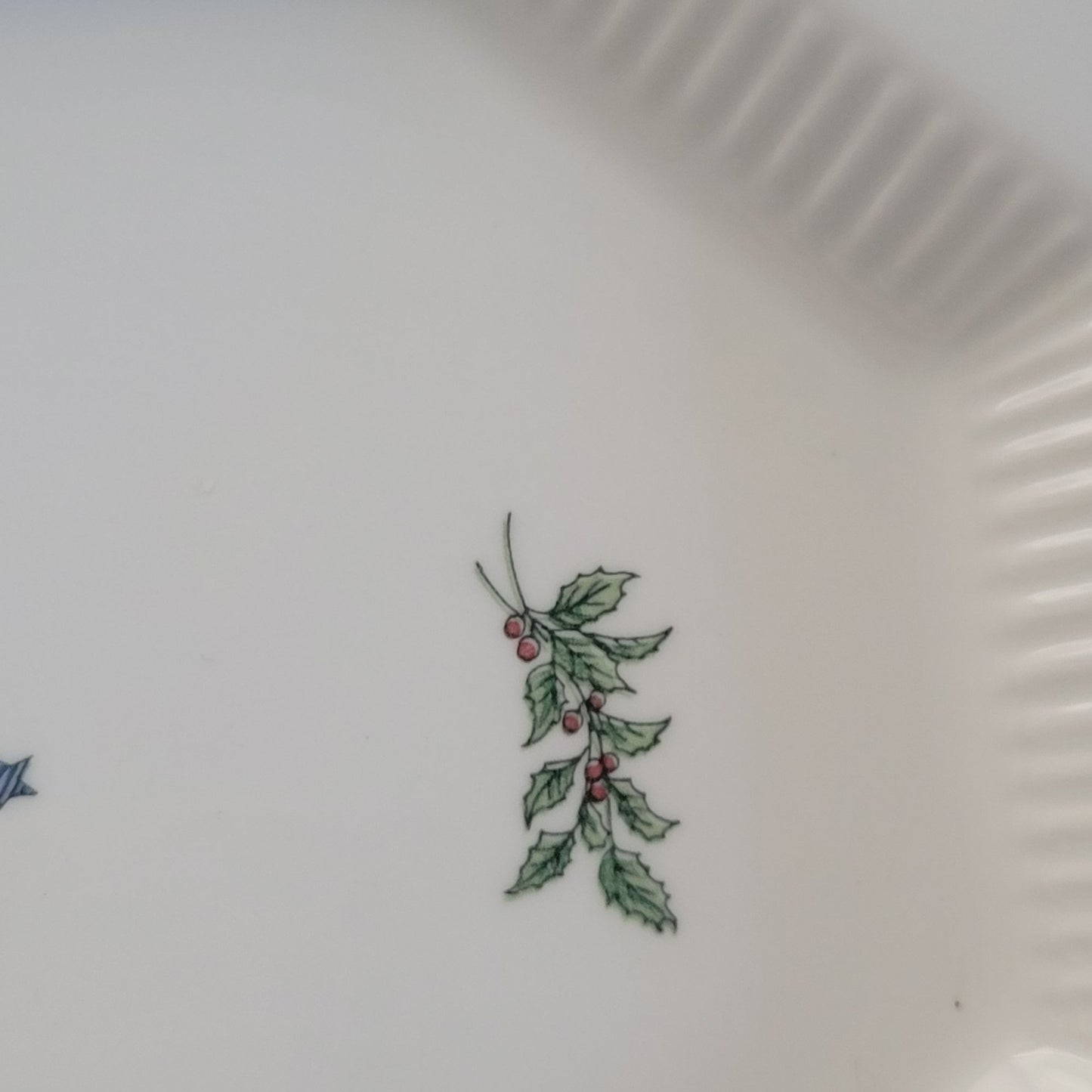 Nikko Christmastime Classic Collection 13" Oval Platter c.1979-83