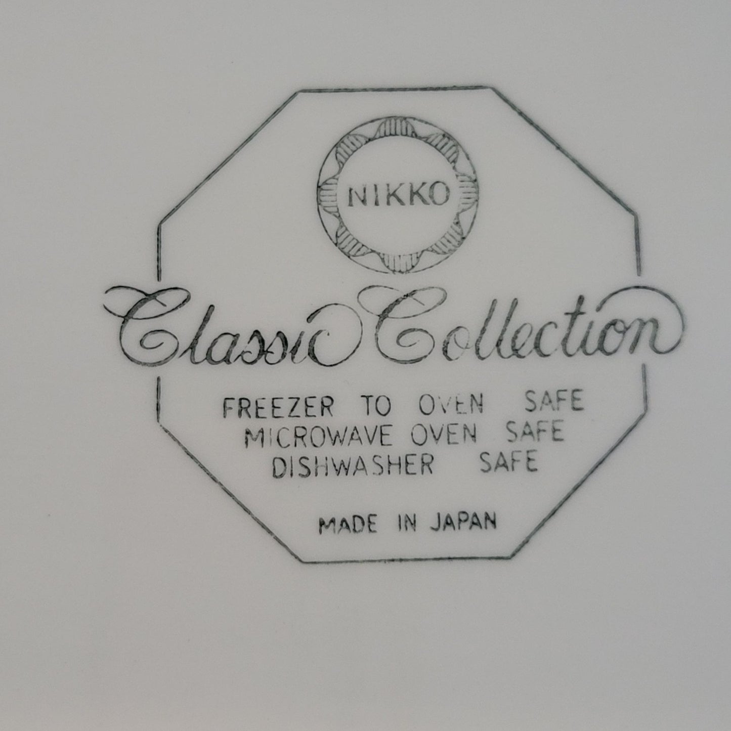 Nikko Christmastime Classic Collection 13" Oval Platter c.1979-83