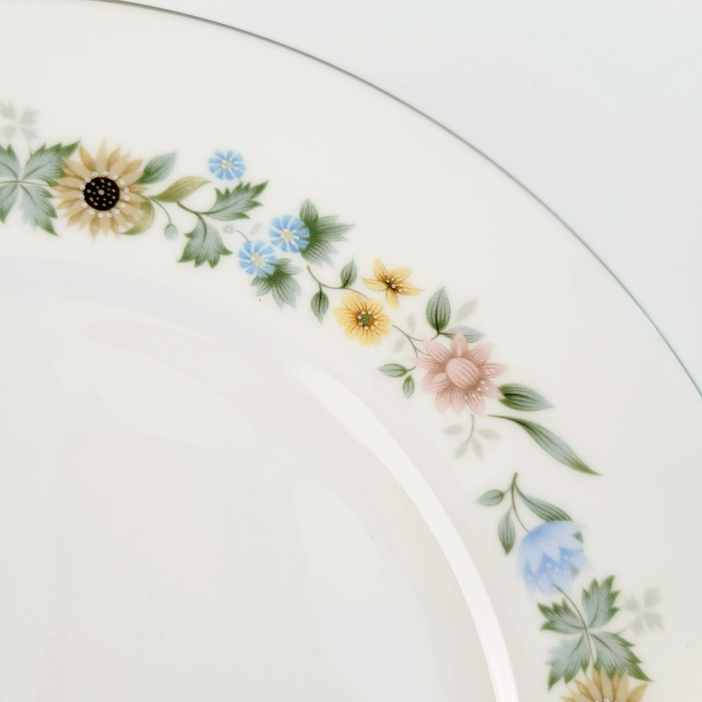 Royal Doulton Pastorale Luncheon Plate, c.1970-90 England