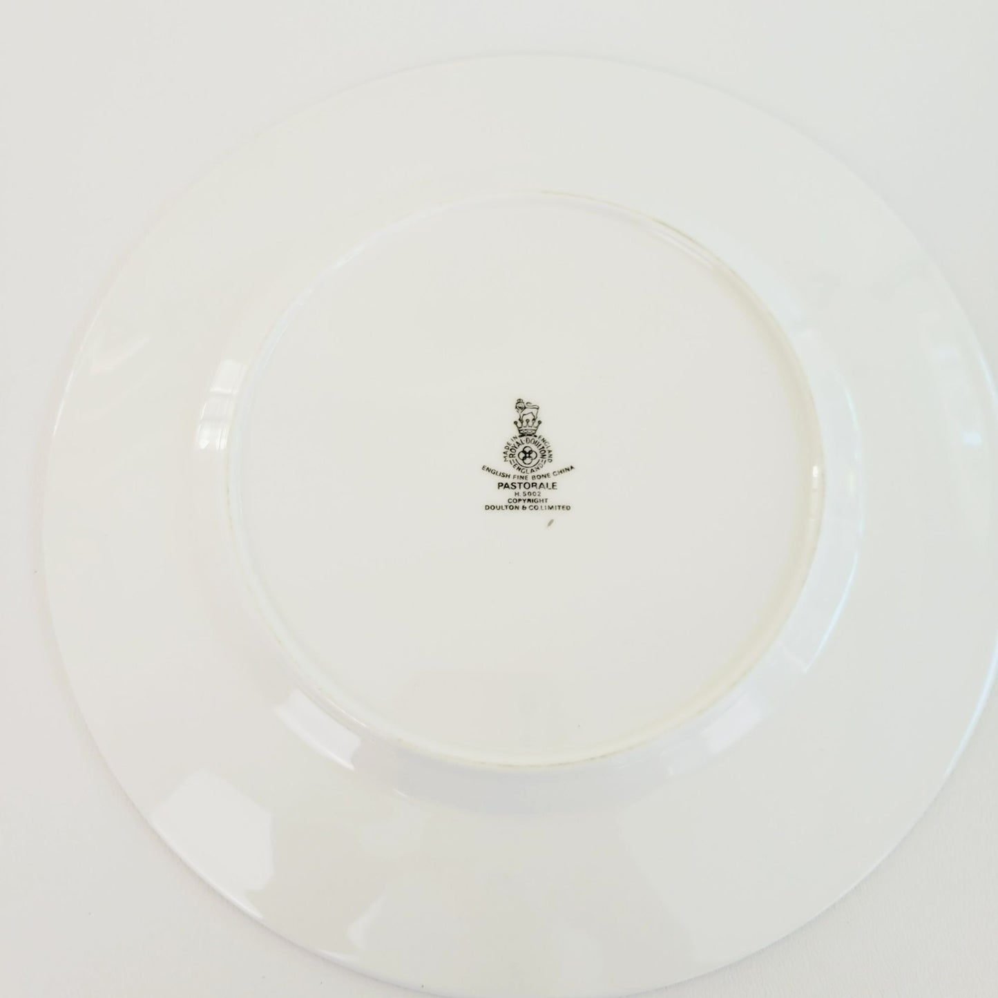 Royal Doulton Pastorale Luncheon Plate, c.1970-90 England