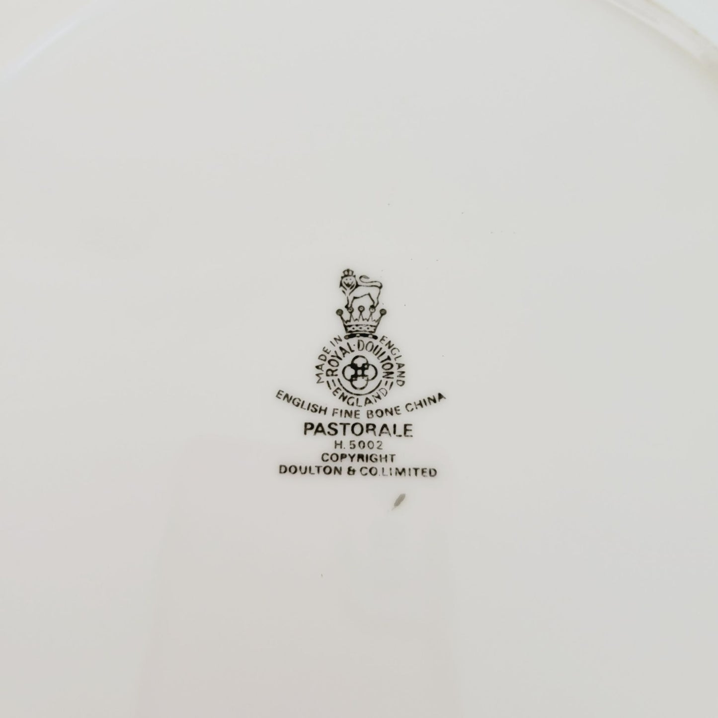 Royal Doulton Pastorale Luncheon Plate, c.1970-90 England