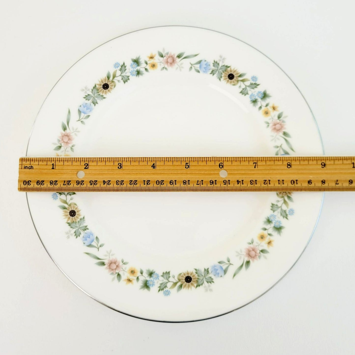 Royal Doulton Pastorale Luncheon Plate, c.1970-90 England