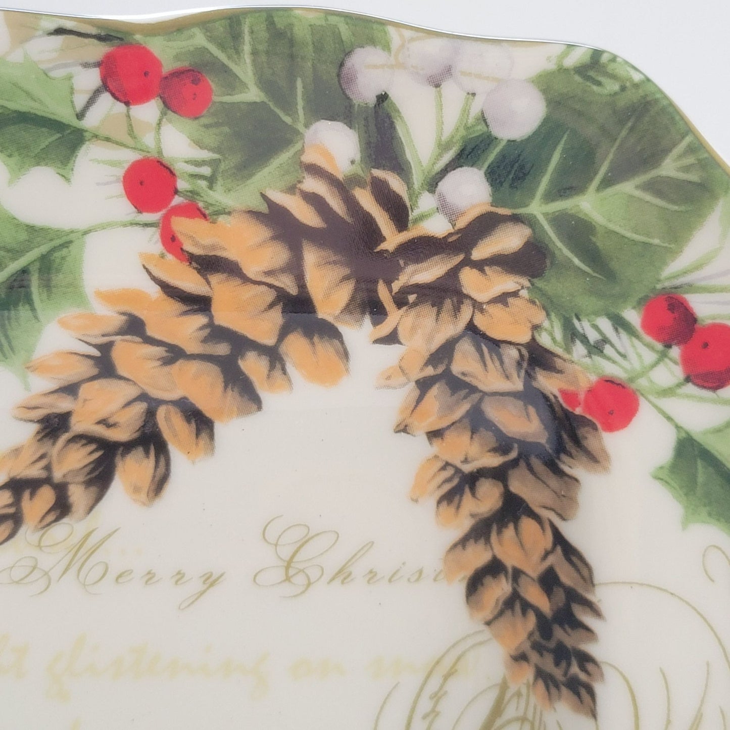 222 Fifth Holiday Wishes Dinner & Salad Plate Set of 2