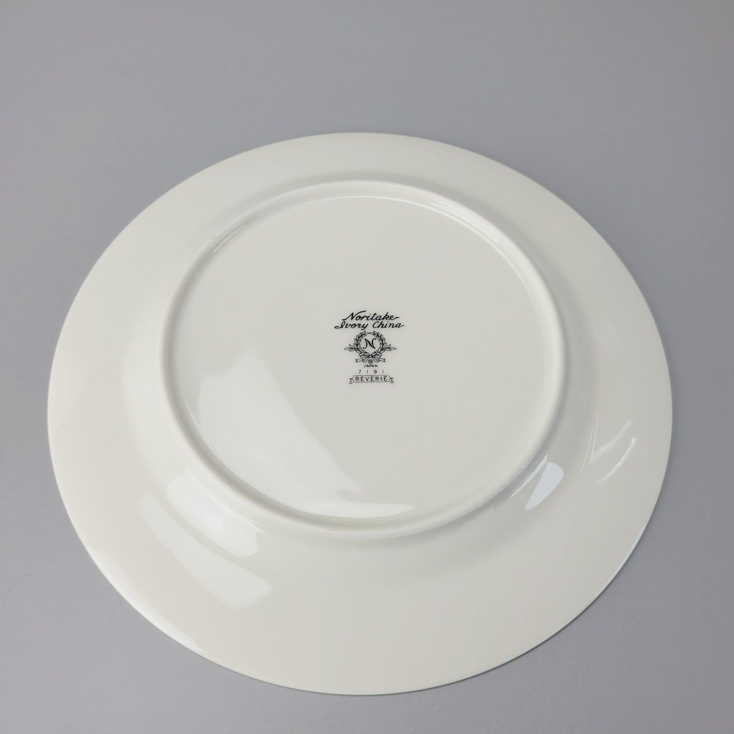 Noritake Reverie Salad Plate, Set of 2, Green Trim