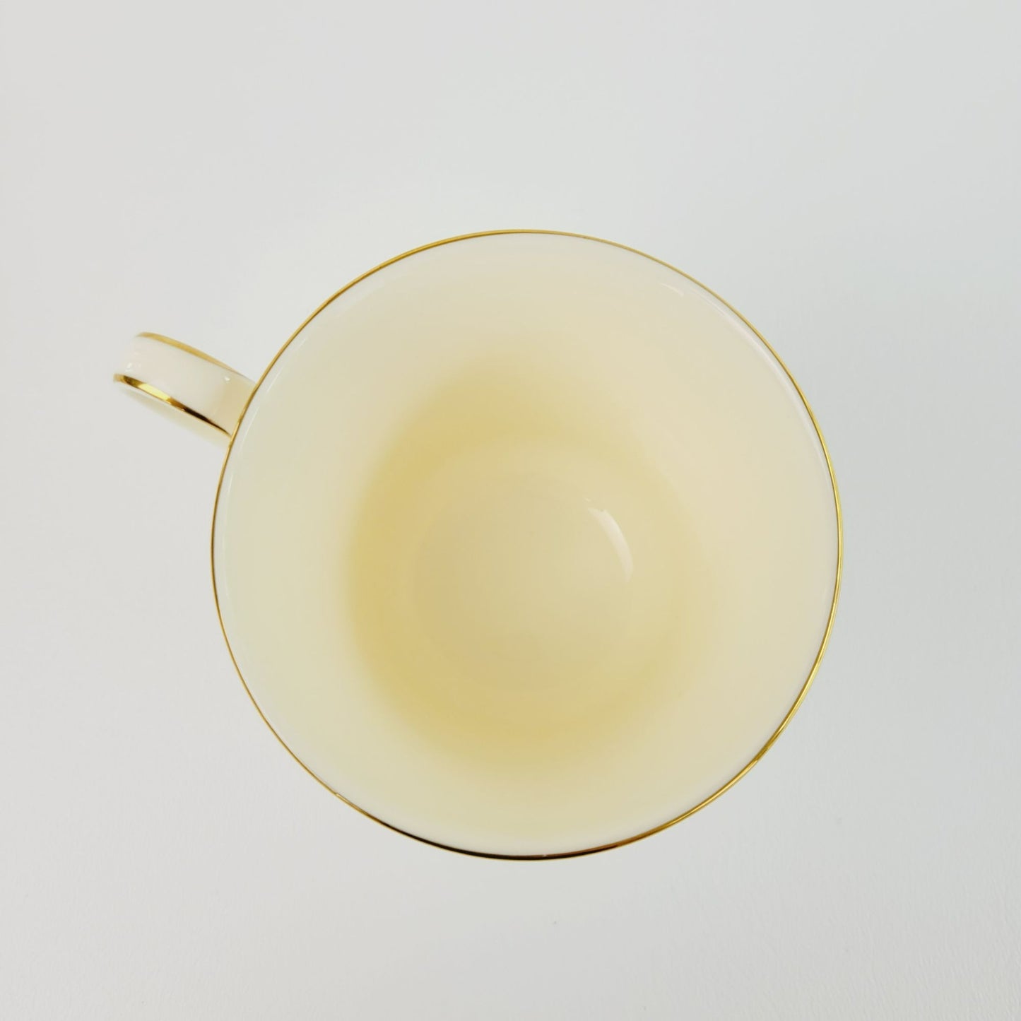 Royal Doulton Heather Teacup & Saucer, Cream with Gold Trim, The Romance Collection, c.1984-98 England