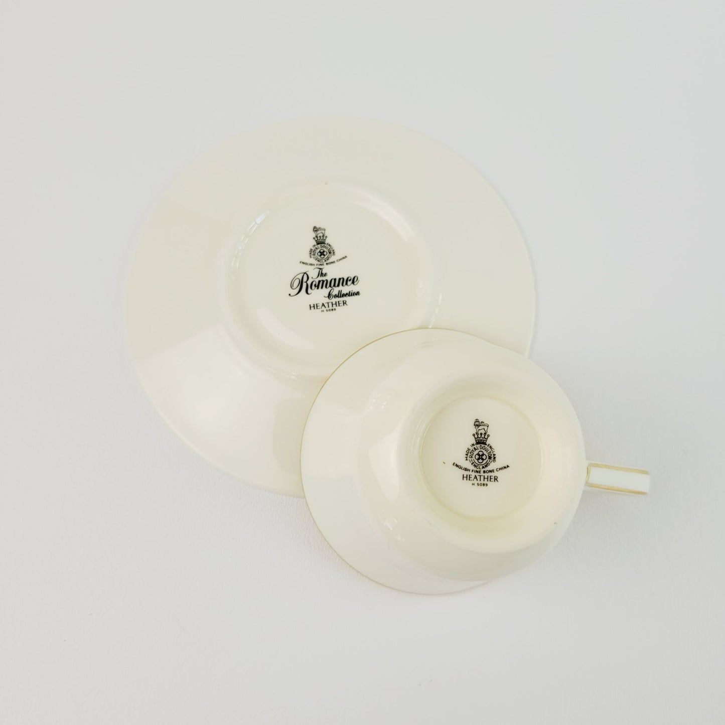Royal Doulton Heather Teacup & Saucer, Cream with Gold Trim, The Romance Collection, c.1984-98 England