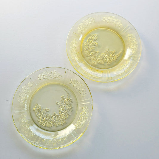 Federal Glass Sharon Bread Plate Set of 2, c.1930s USA