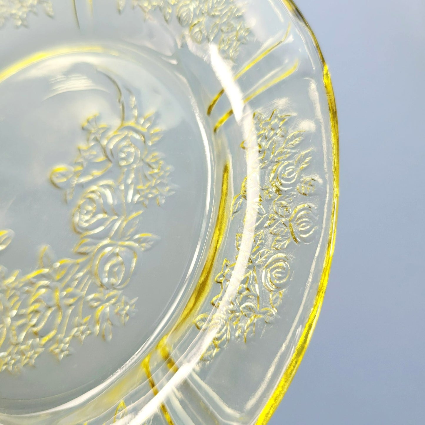 Federal Glass Sharon Bread Plate Set of 2, c.1930s USA