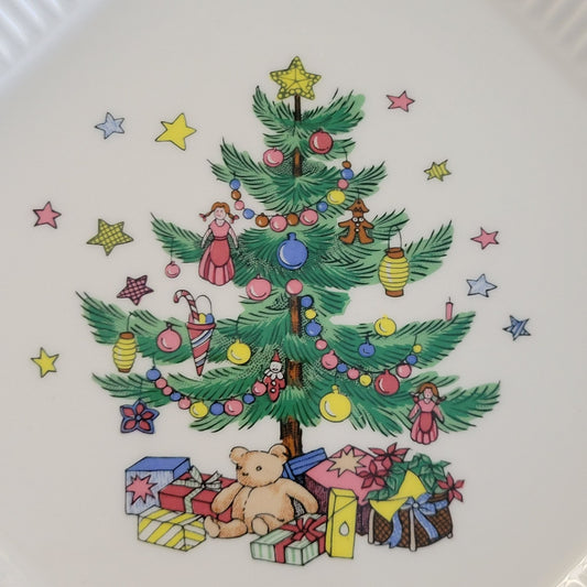 Nikko Christmastime Salad Plate, Made in Japan