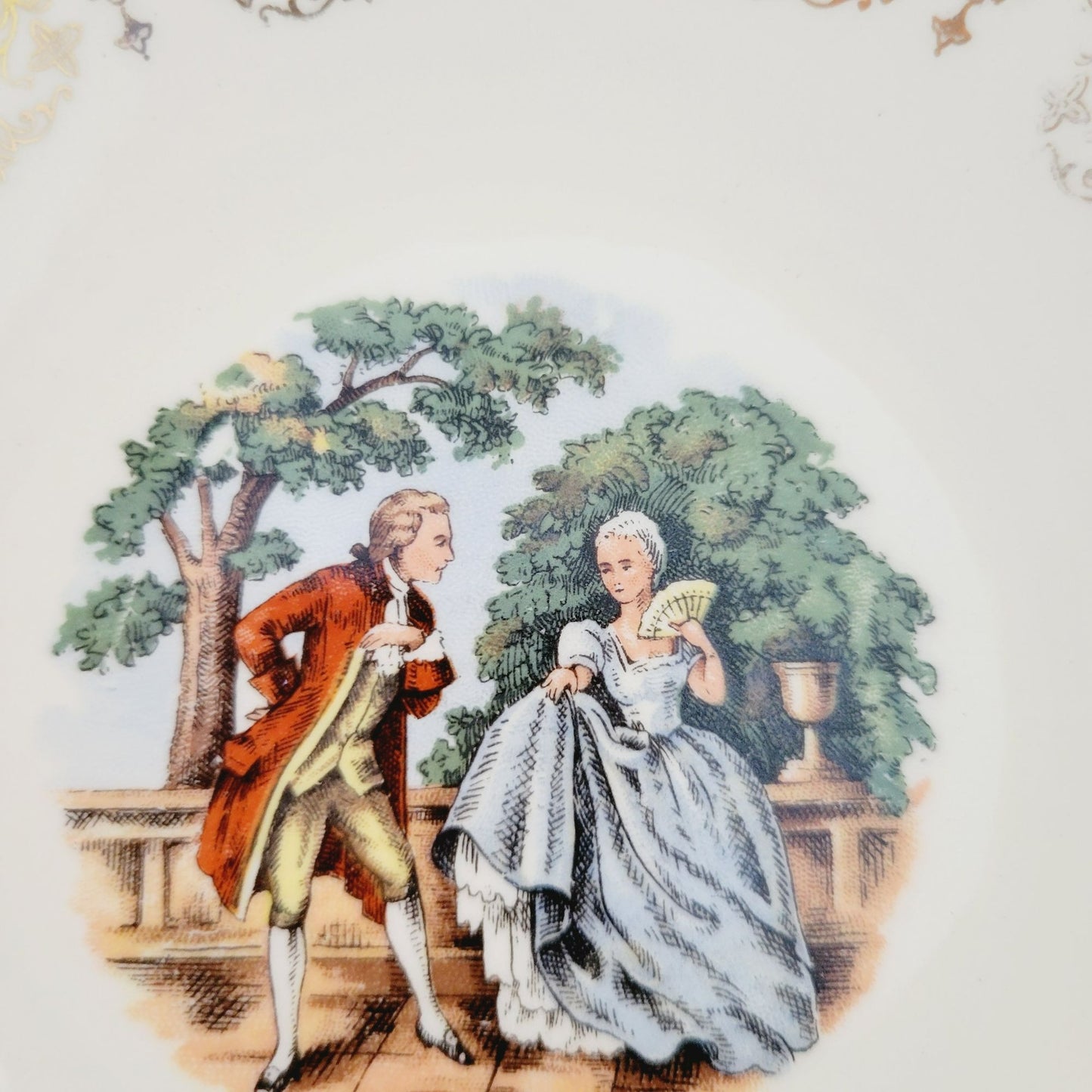 Sabin Crest-O-Gold George & Martha Dessert Bowl Set of 2