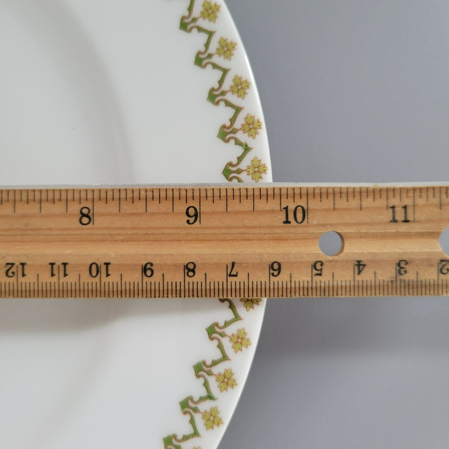 Haviland Dinner Plate, Schleiger 570d, c.1926-31 Limoges France