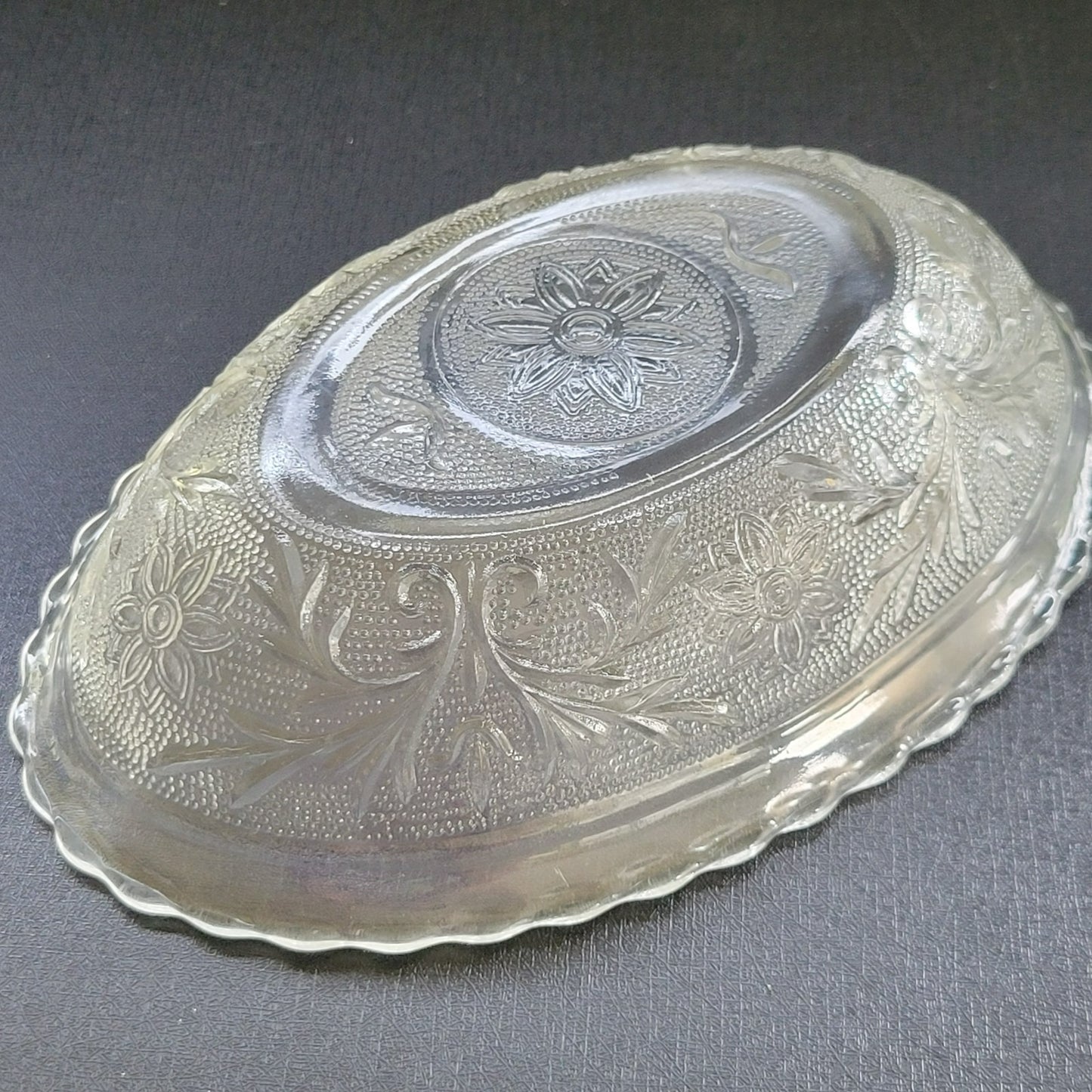Anchor Hocking Sandwich Clear 8" Oval Serving Bowl, c.1940-60 USA