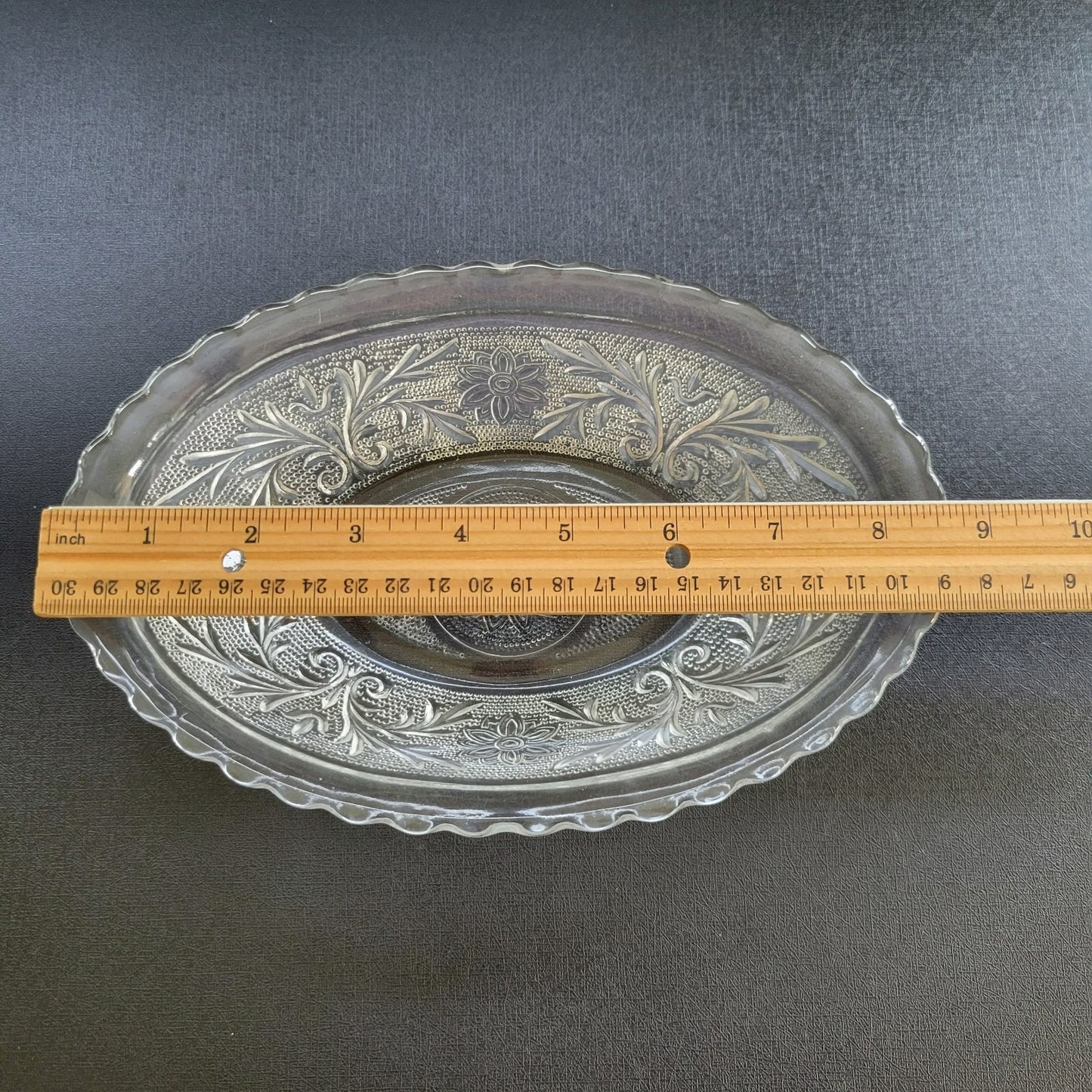Anchor Hocking Sandwich Clear 8" Oval Serving Bowl, c.1940-60 USA