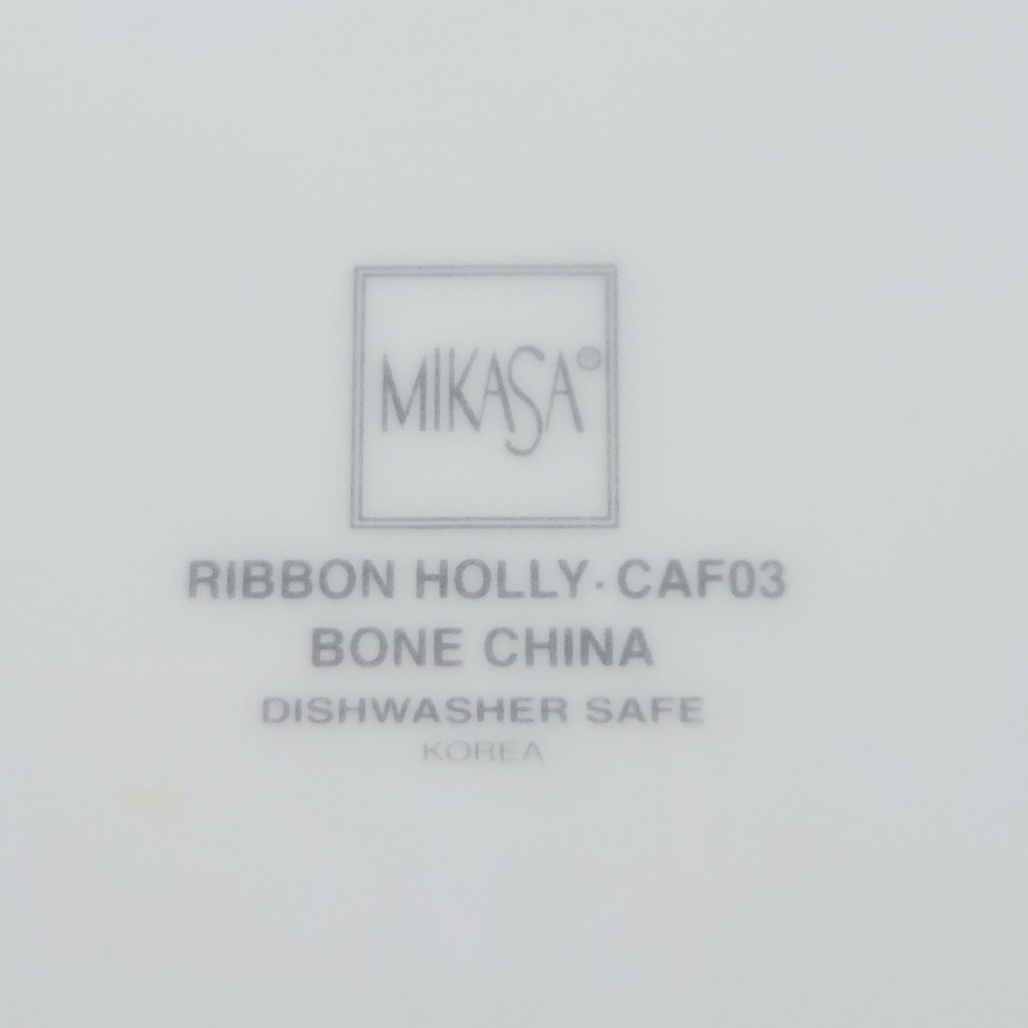 Mikasa Ribbon Holly 9" Oval Relish / Butter Tray
