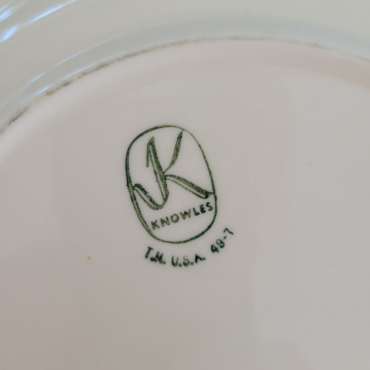 Edward Knowles Gold Leaf & Grape 10" Cake Serving Plate, USA Made