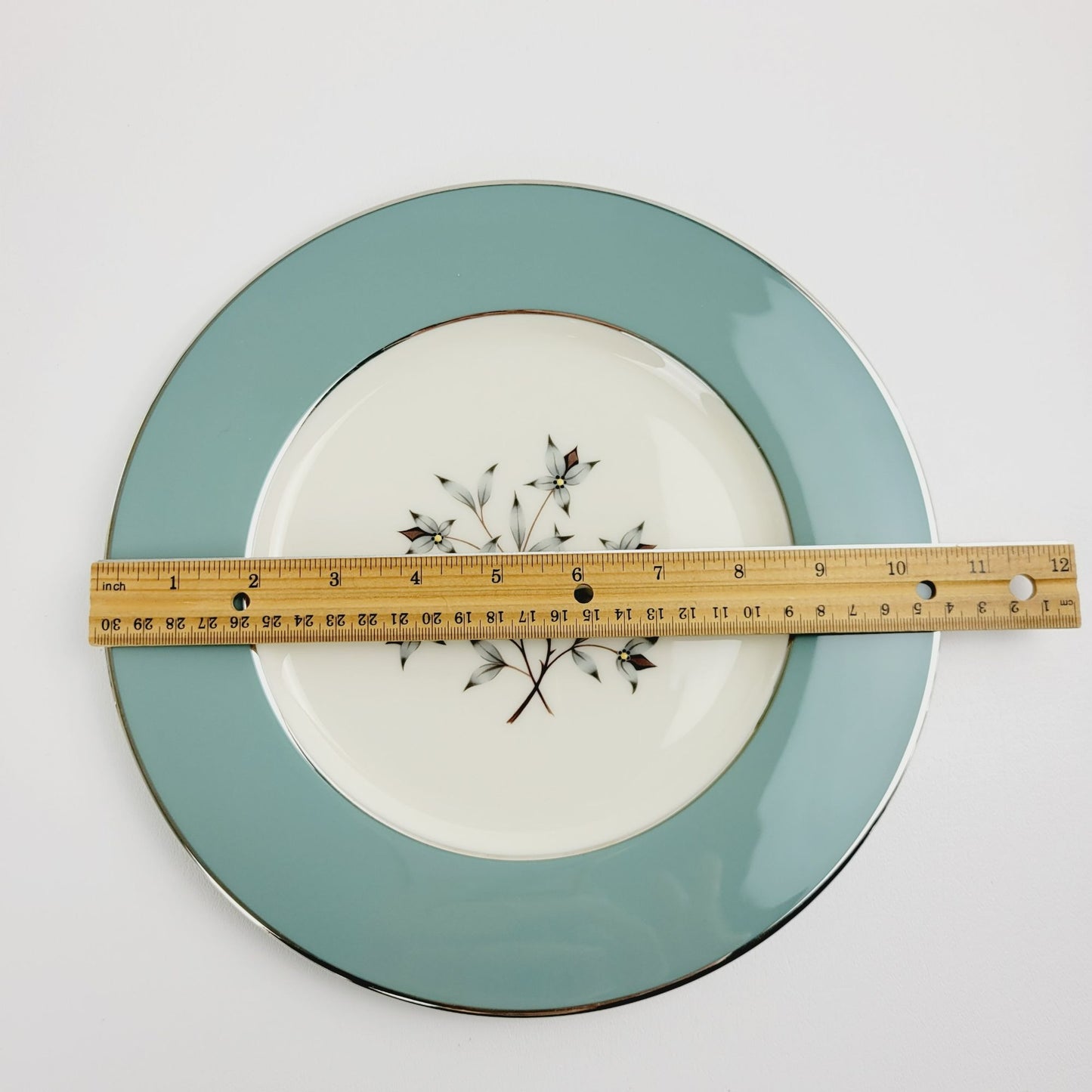 Lenox Kingsley Dinner Plate, Platinum Trim, c.1954-79 USA