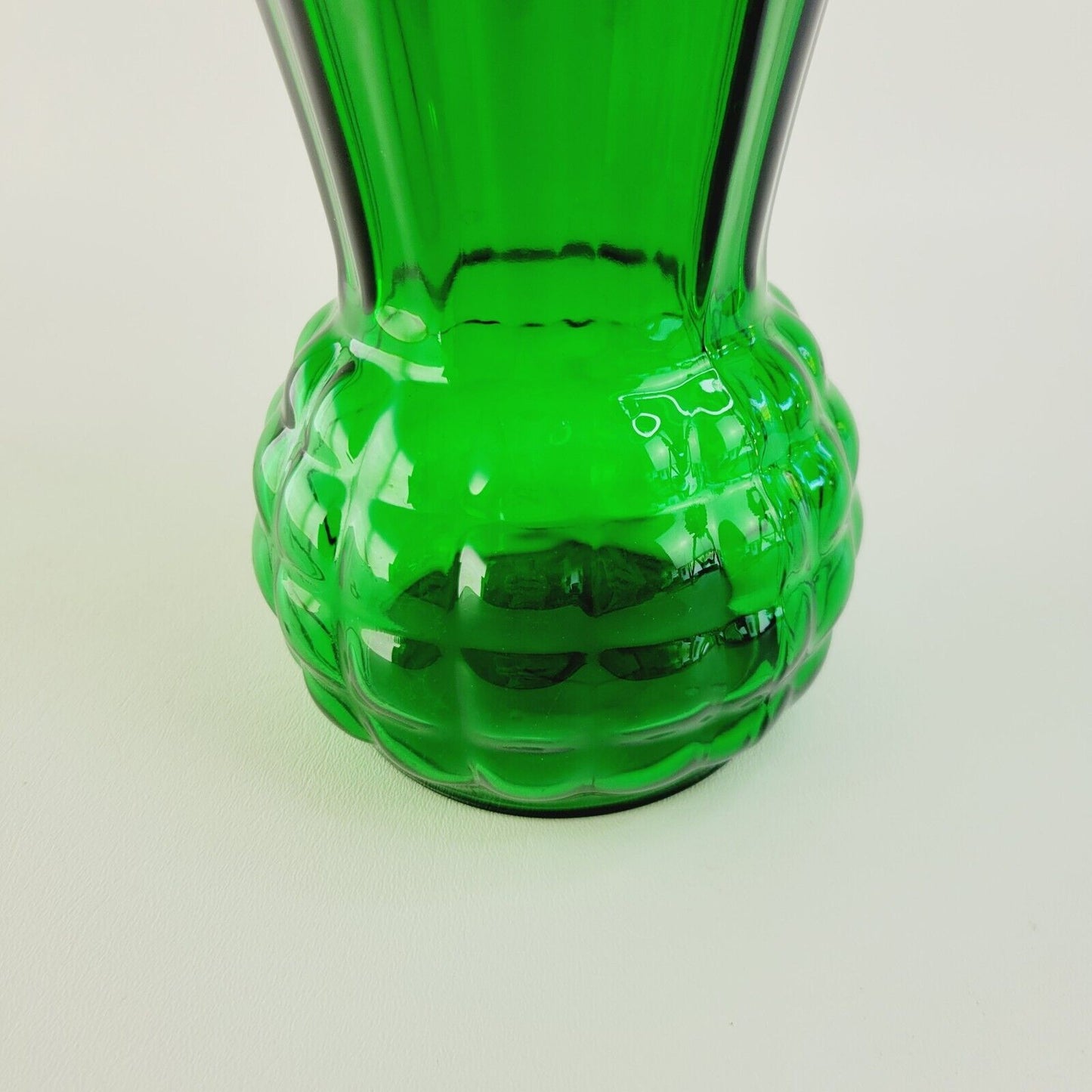 Retro 9" Forest Green Glass Vase Anchor Hocking Flared Pineapple Shaped