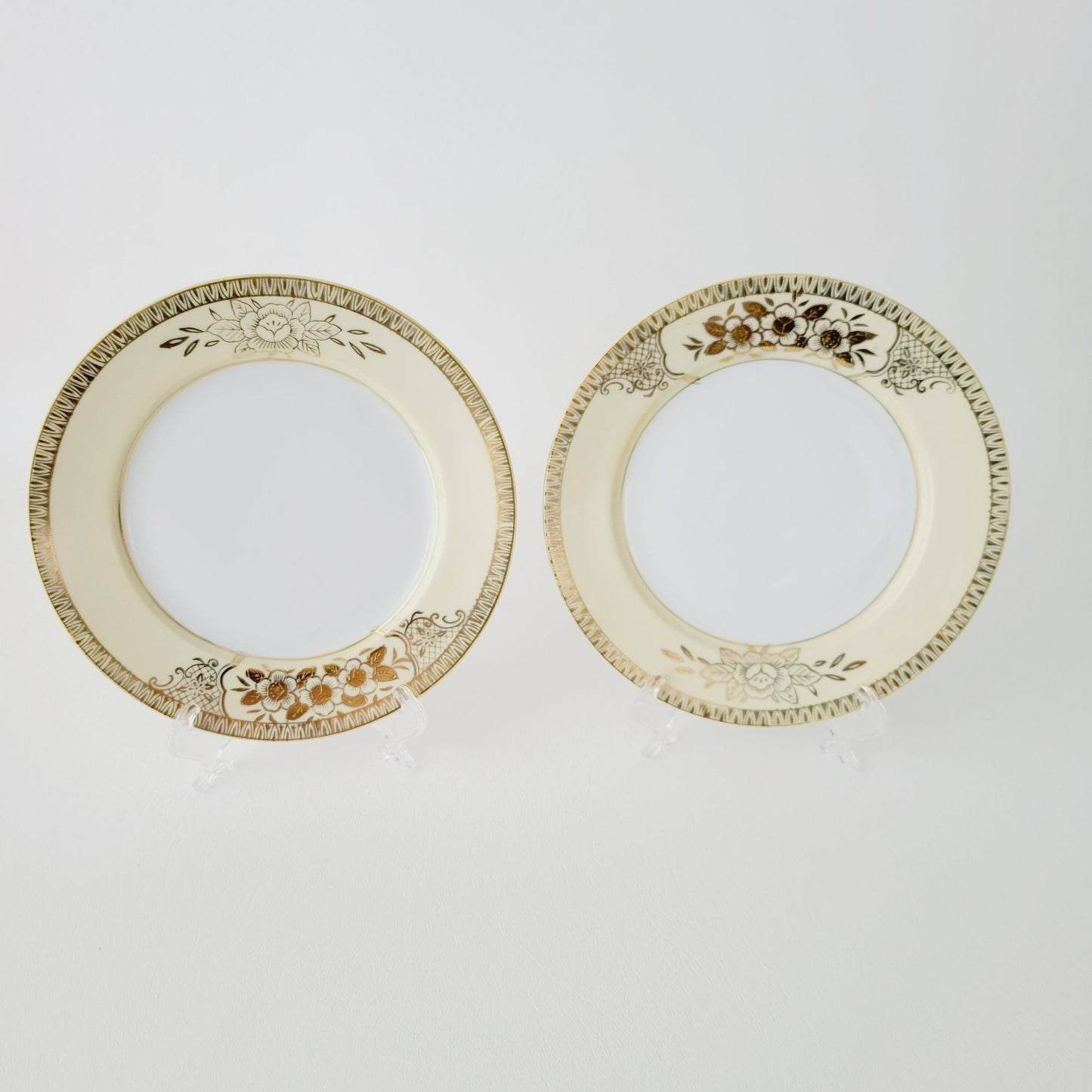 Chikaramachi Embossed Hand-Painted Salad Plate, Set of 2, 1920-30s Japan