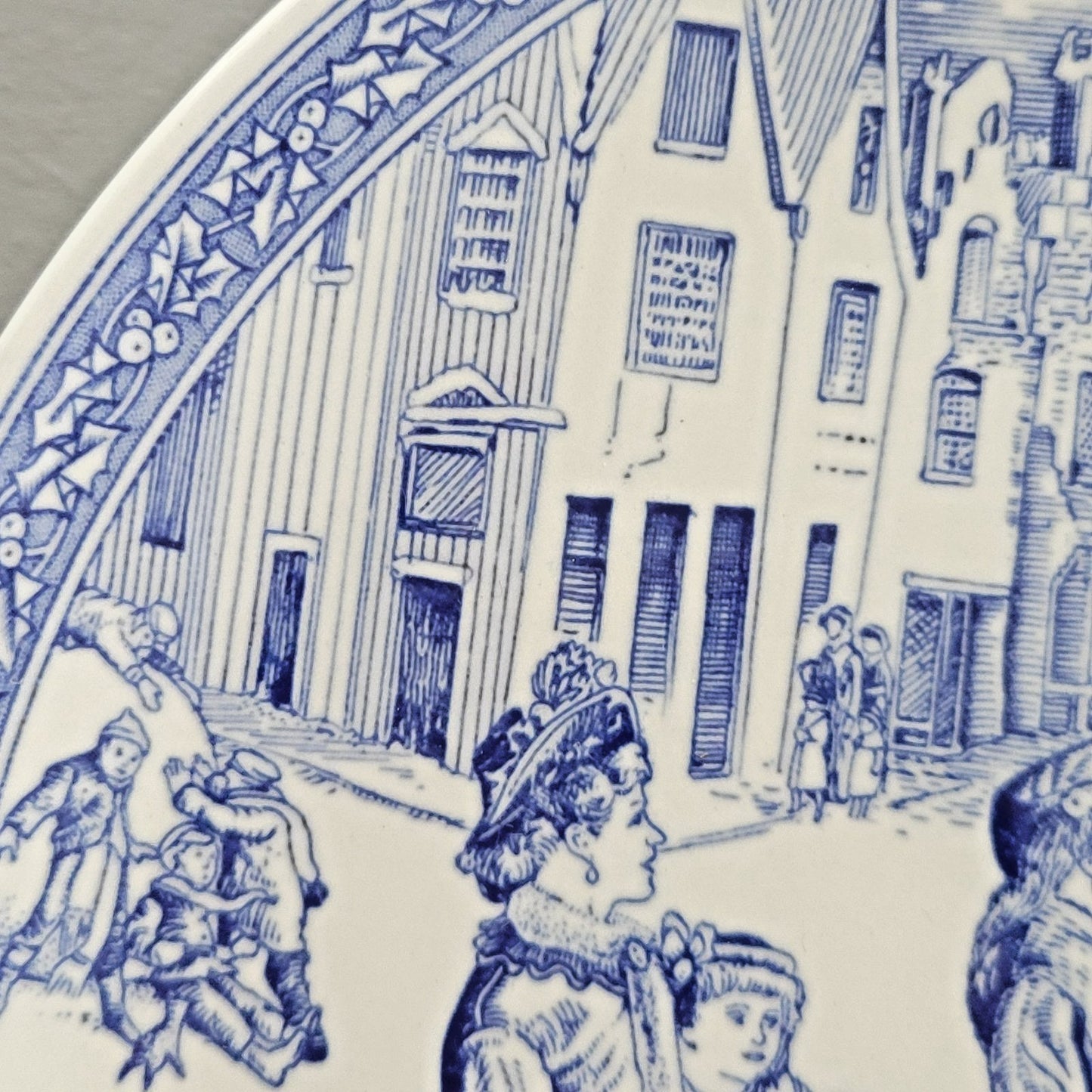 Spode Blue Room Victorian Annual Christmas Plate 1998, Made in England