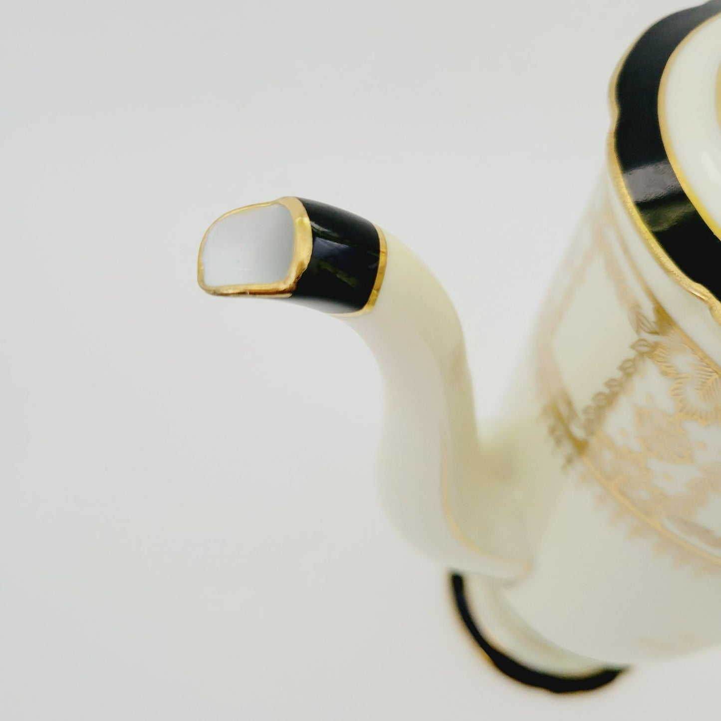 Noritake Art Nouveau Coffee Pot, c1940s Japan