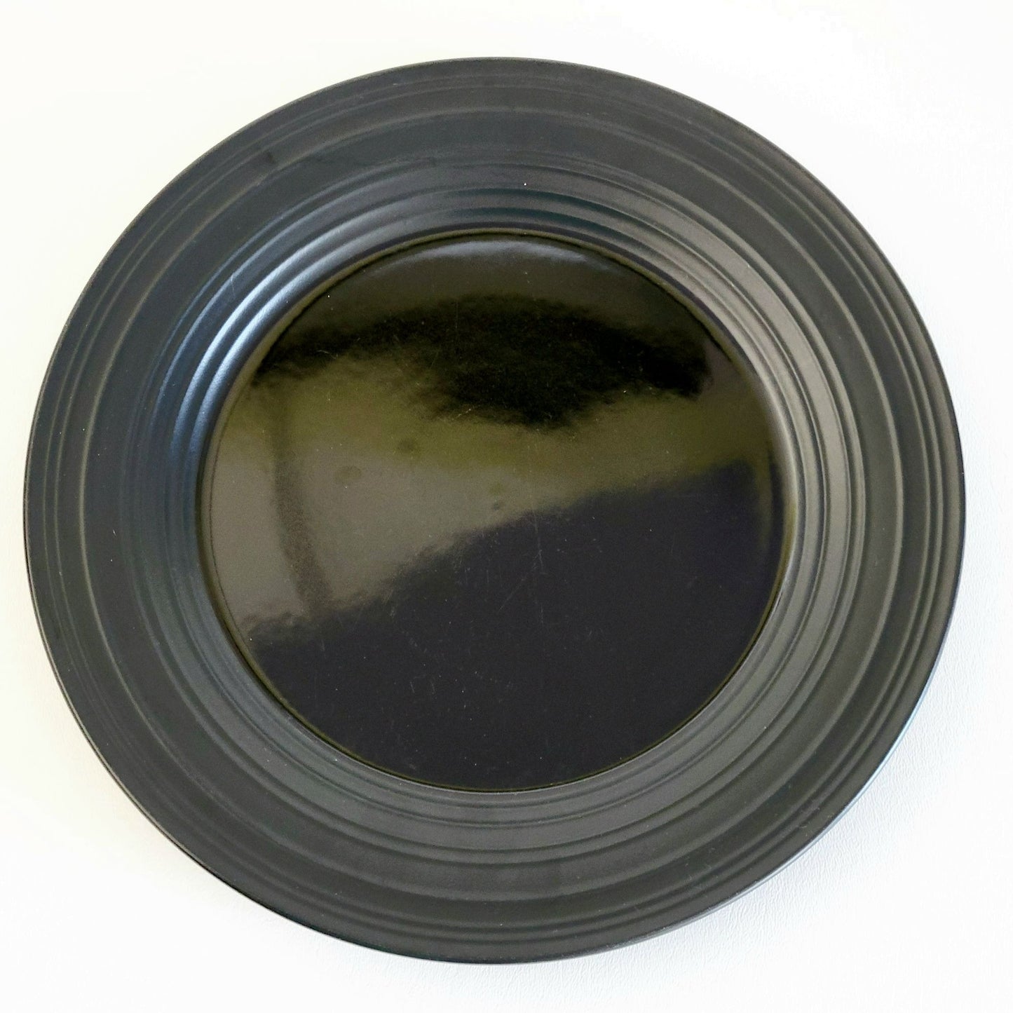 Mikasa Swirl Black Stoneware Dinner Plate