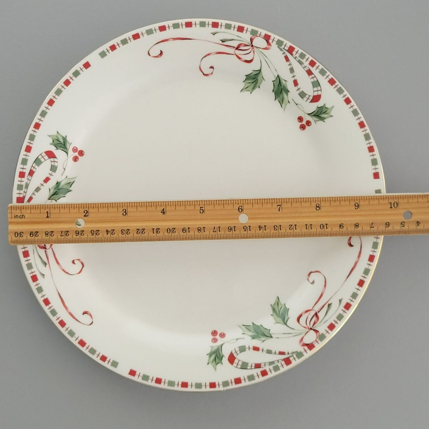 Home Essentials "Tartan Ribbon" Dinner Plate, Set of 2